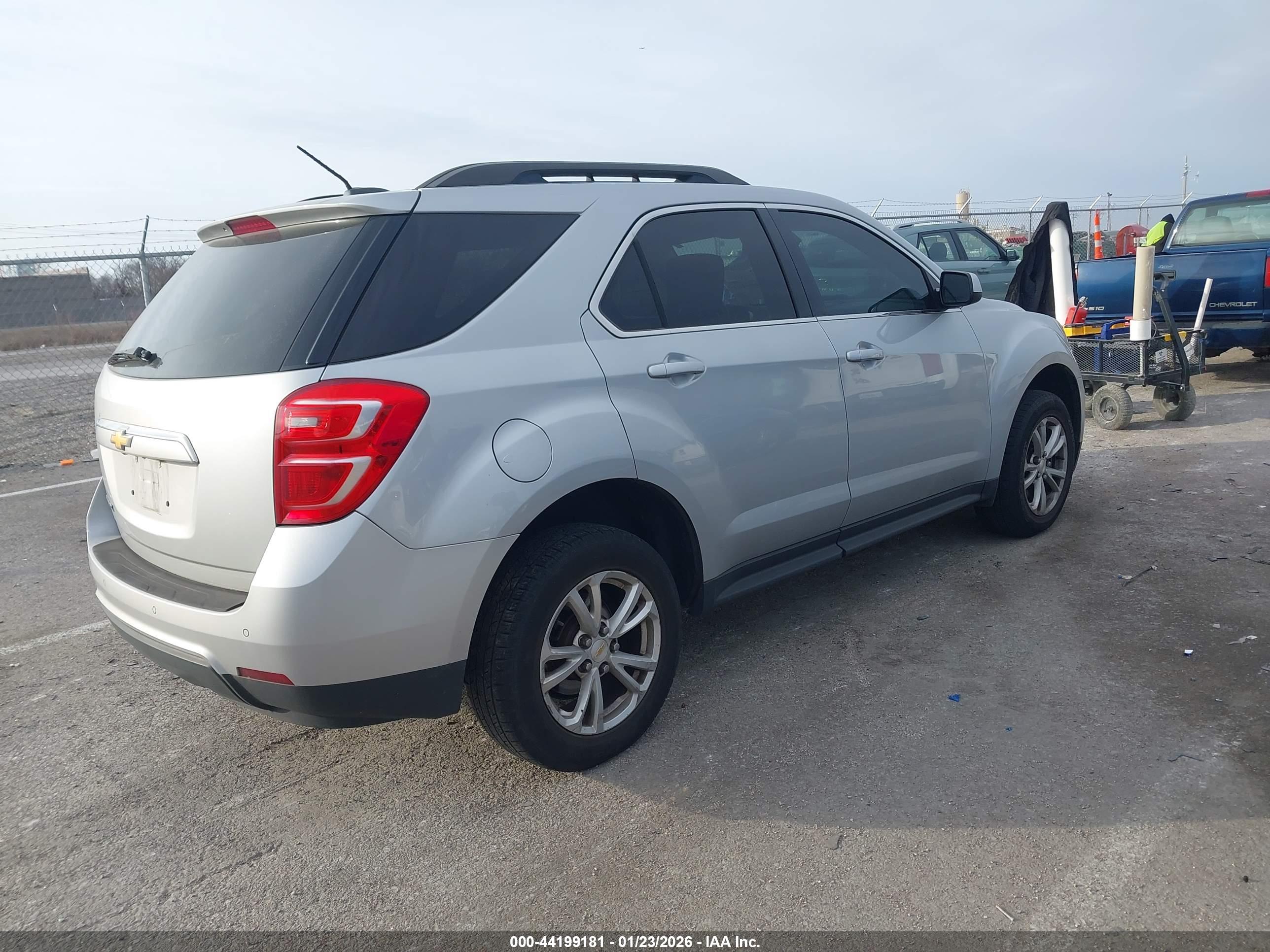 CHEVROLET EQUINOX image 4