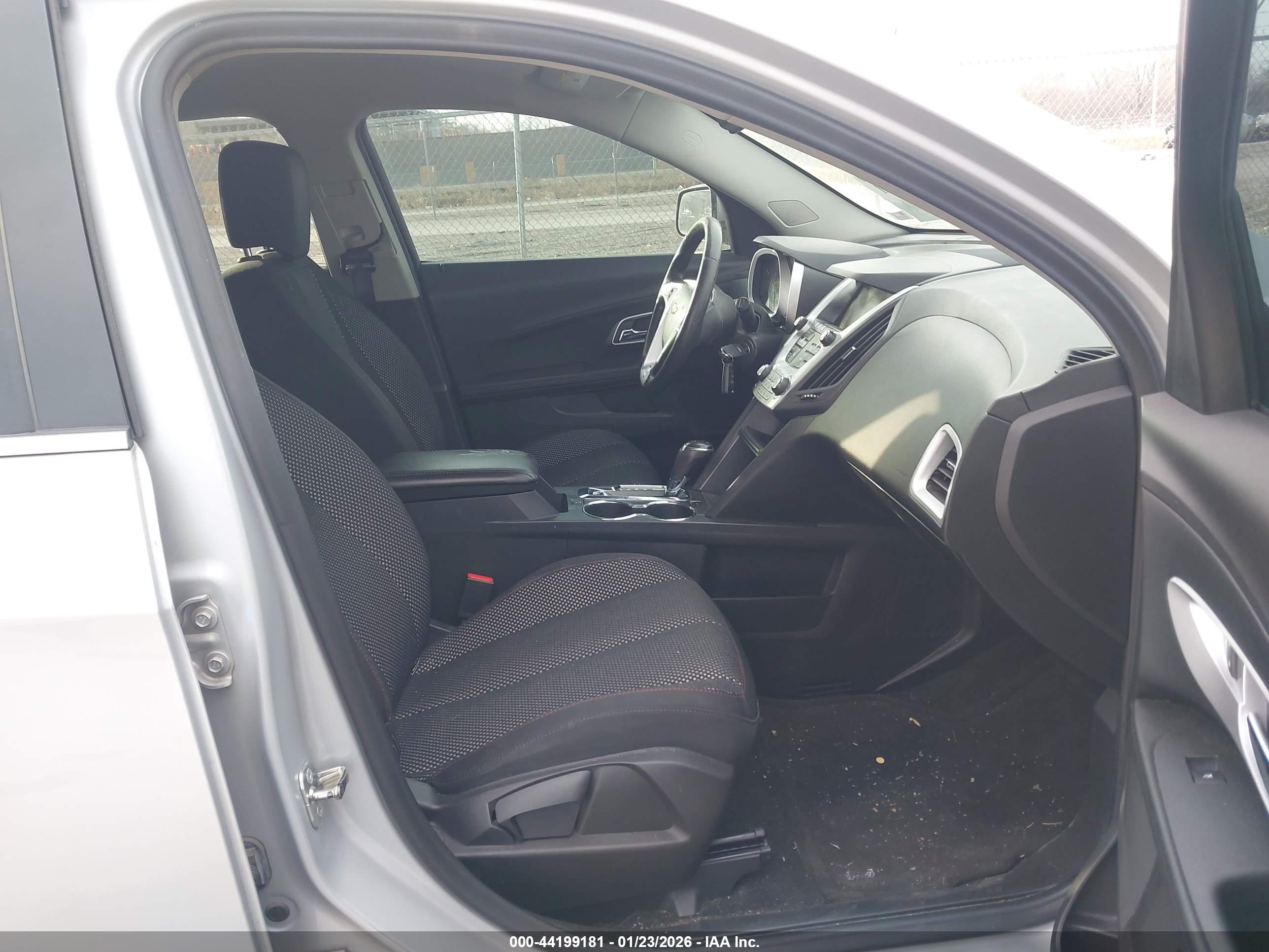 CHEVROLET EQUINOX image 5