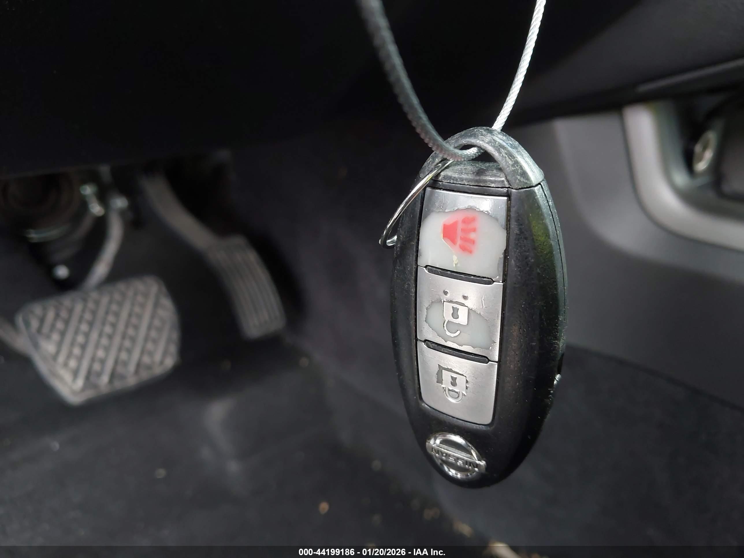 NISSAN MURANO image 11