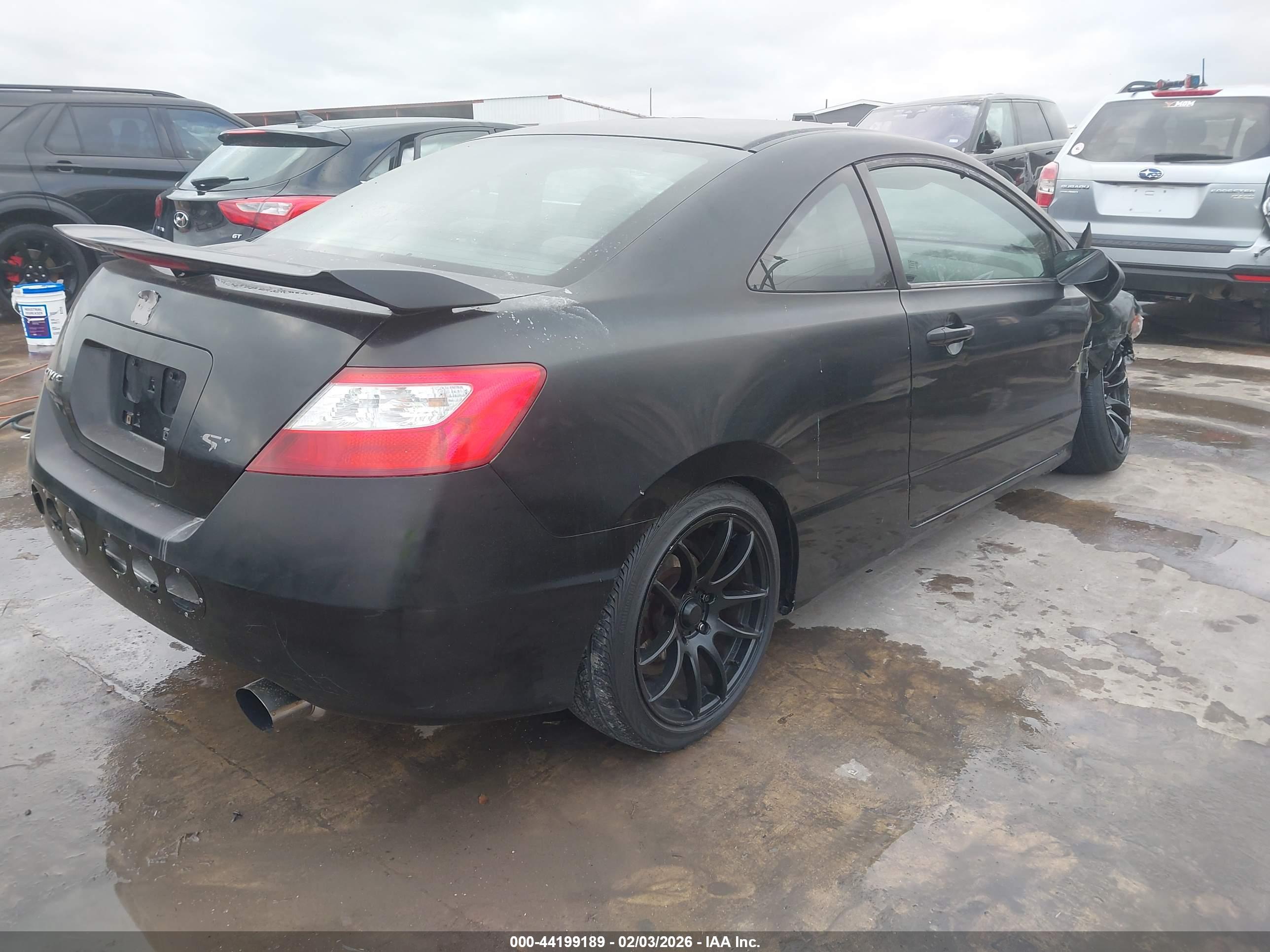 HONDA CIVIC image 4