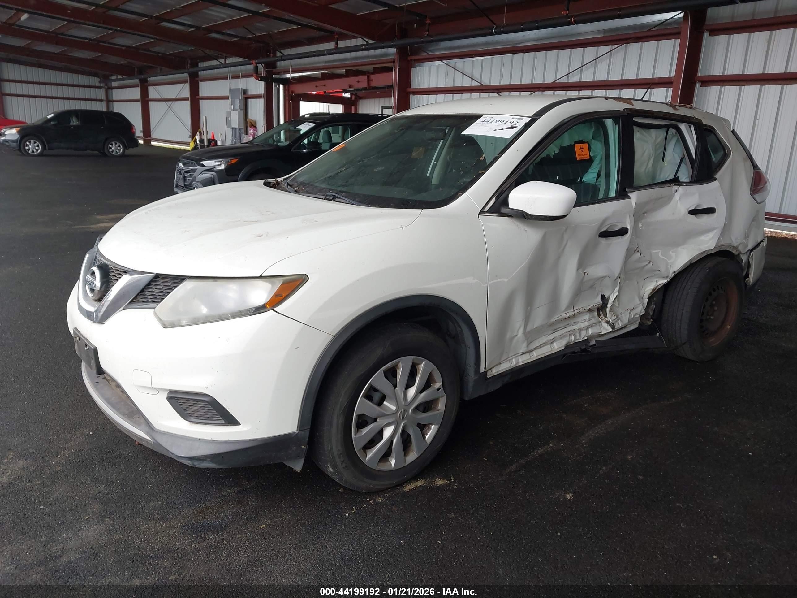 NISSAN ROGUE image 2