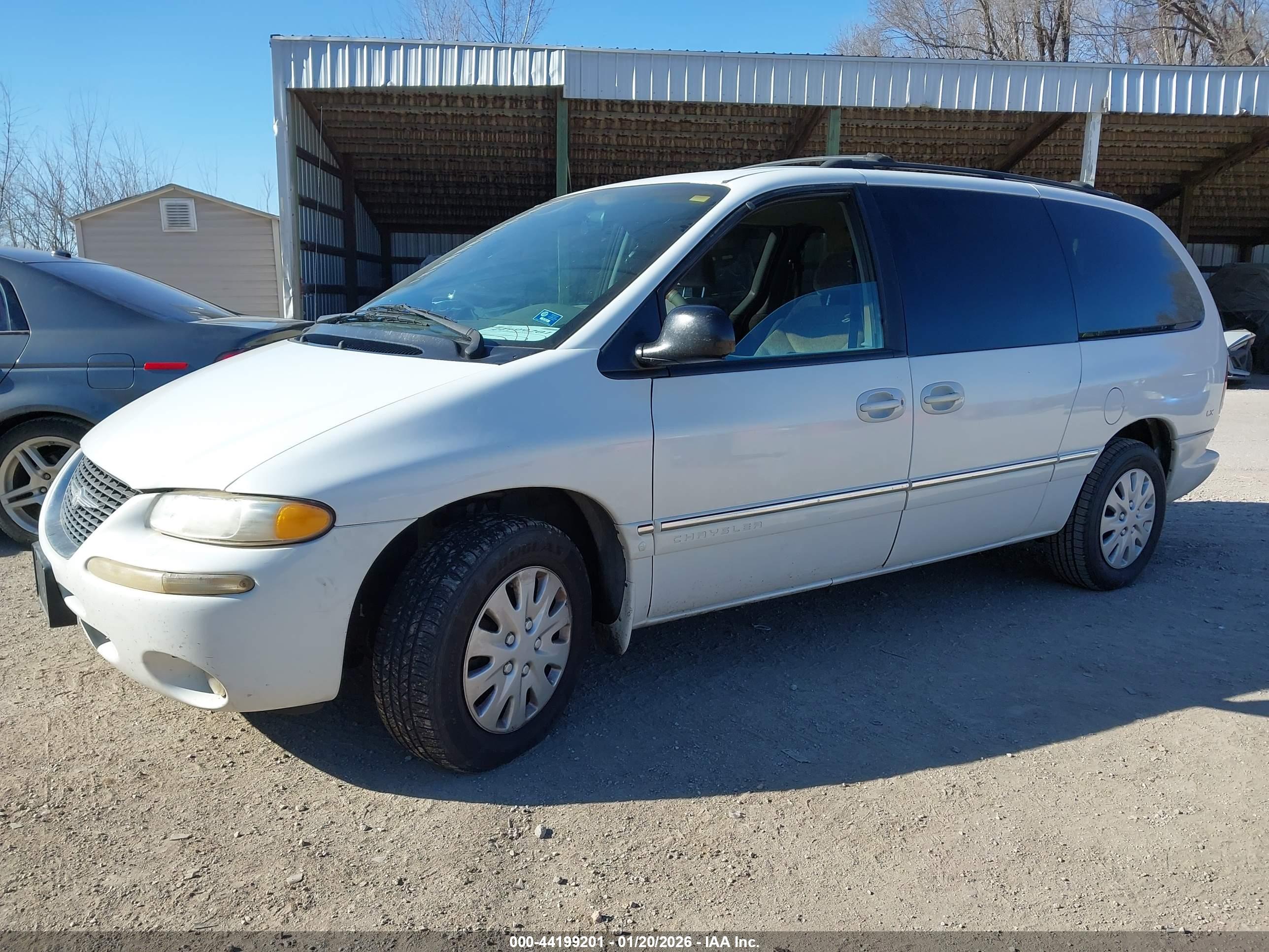 CHRYSLER TOWN image 2