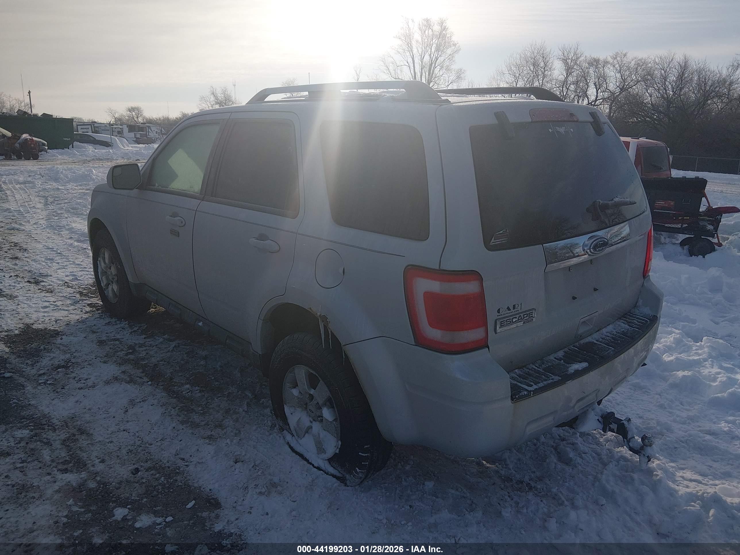 FORD ESCAPE image 3