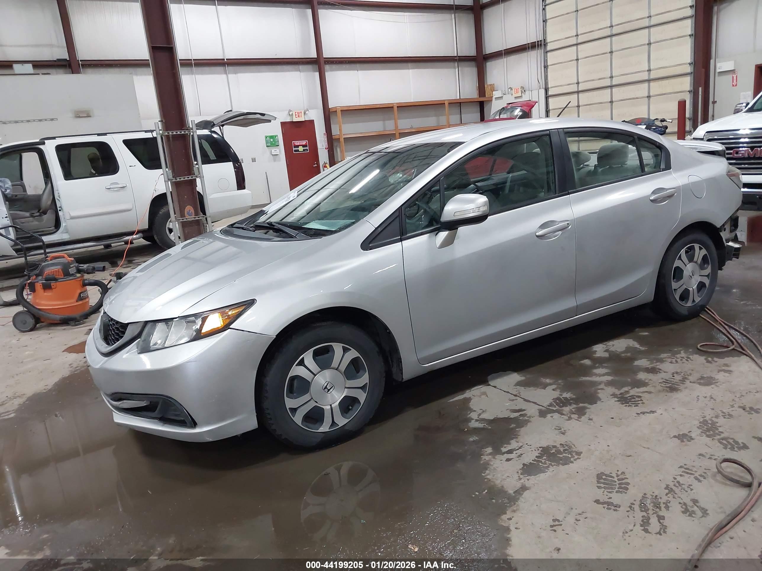 HONDA CIVIC image 2