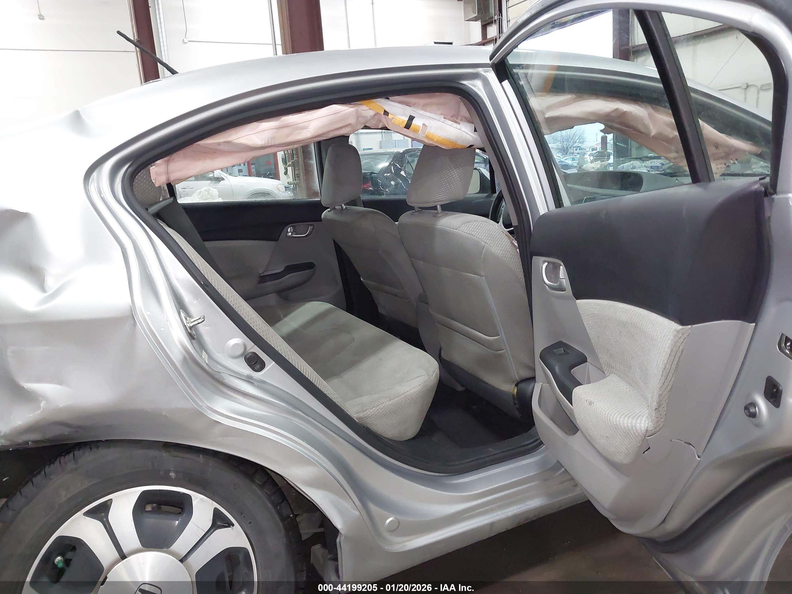HONDA CIVIC image 8