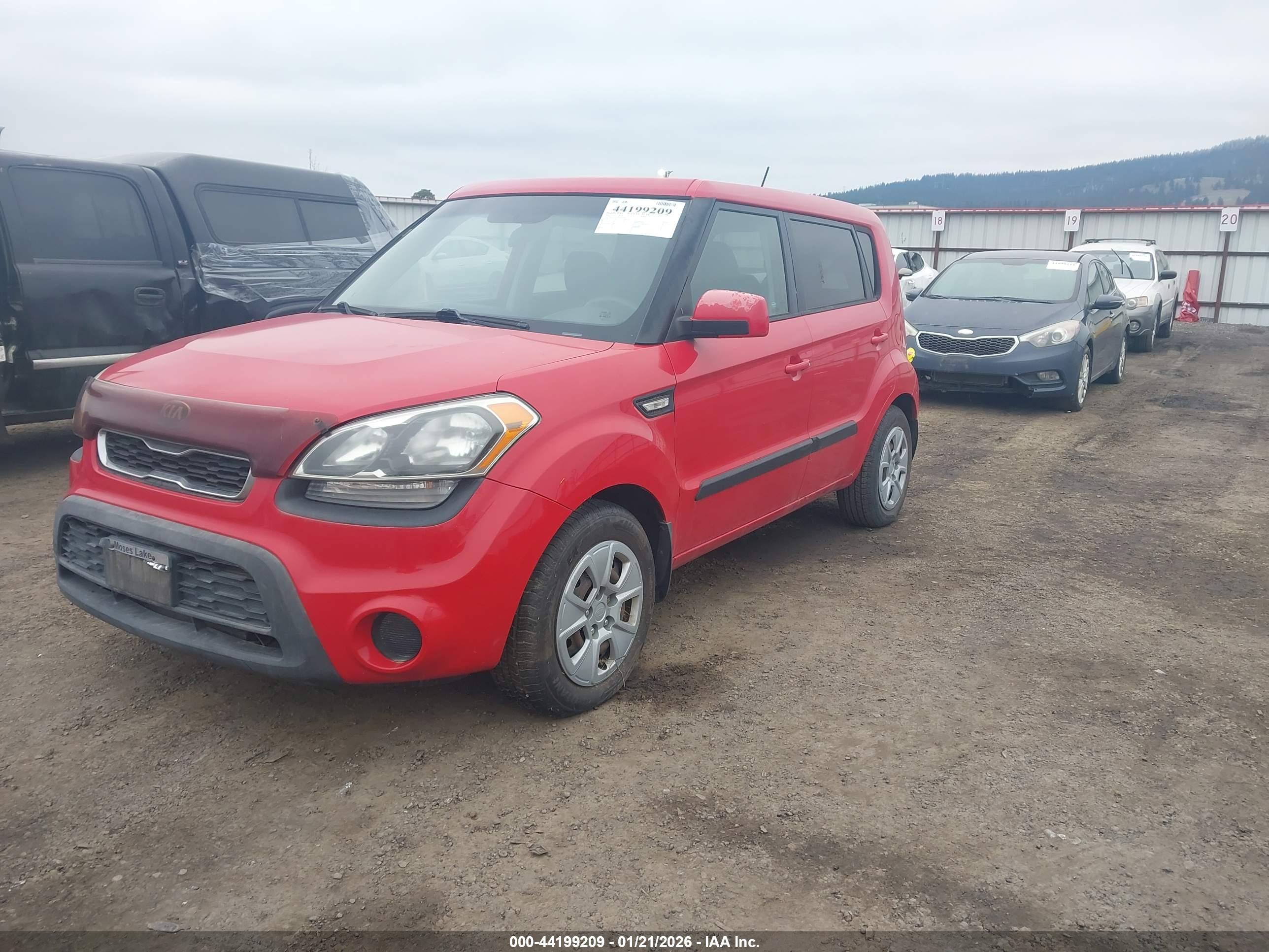 KIA SOUL image 2