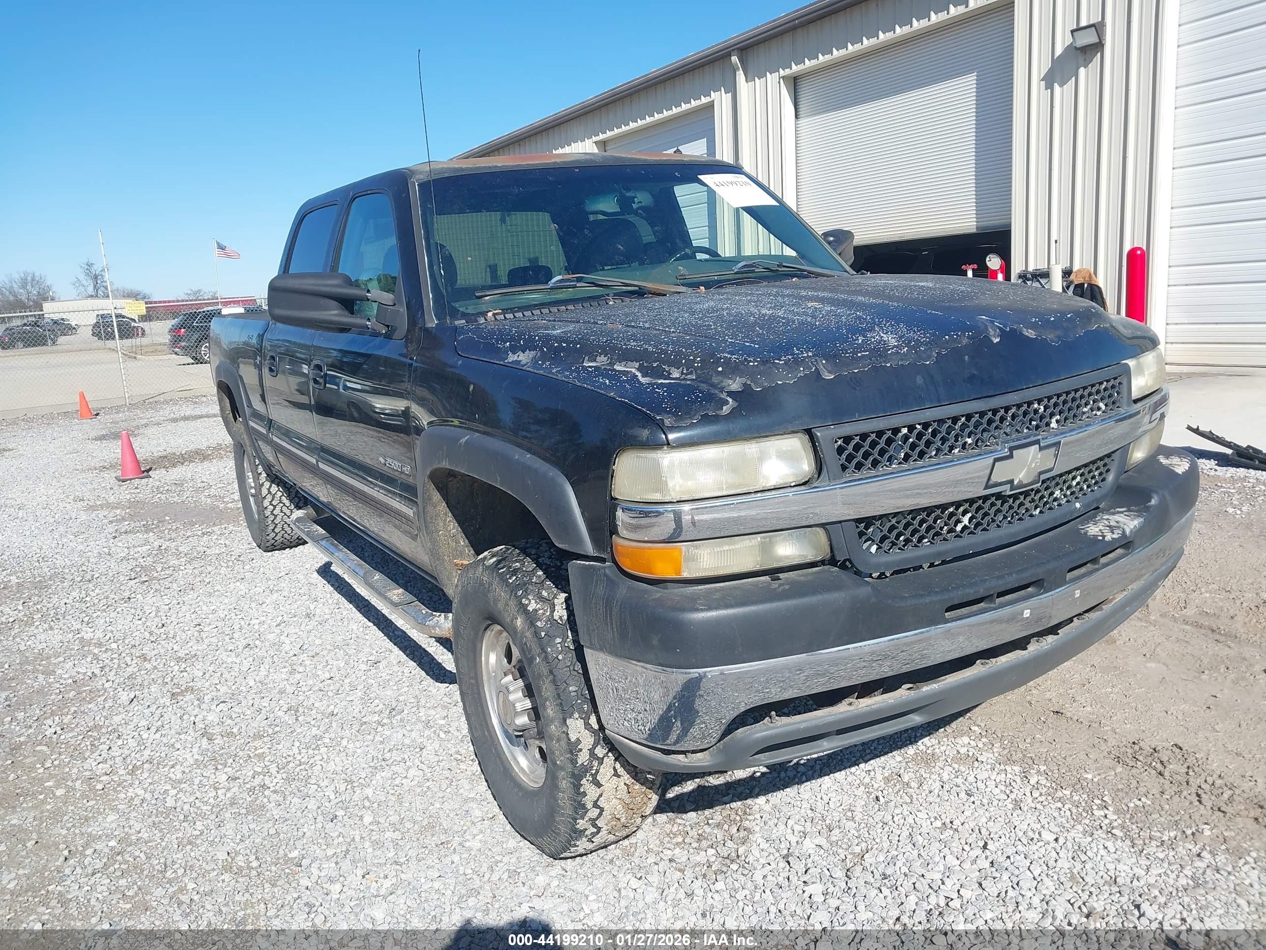 CHEVROLET SILVERADO image 6