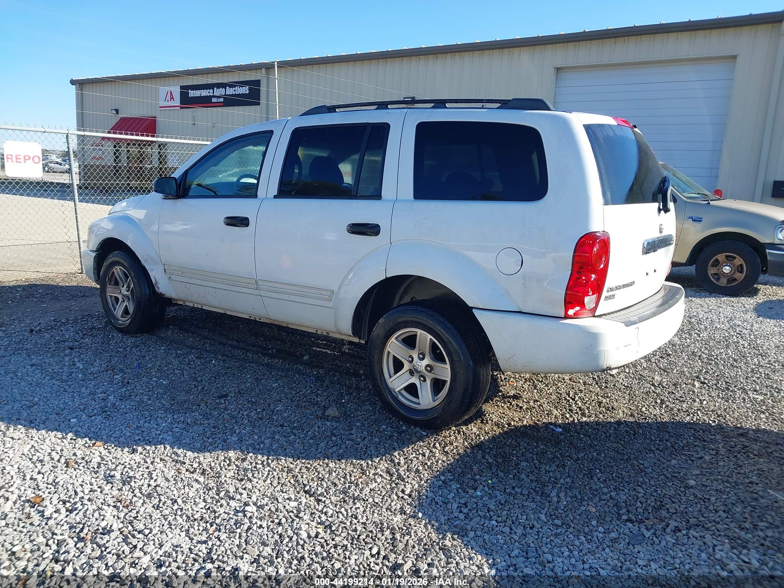 DODGE DURANGO image 3