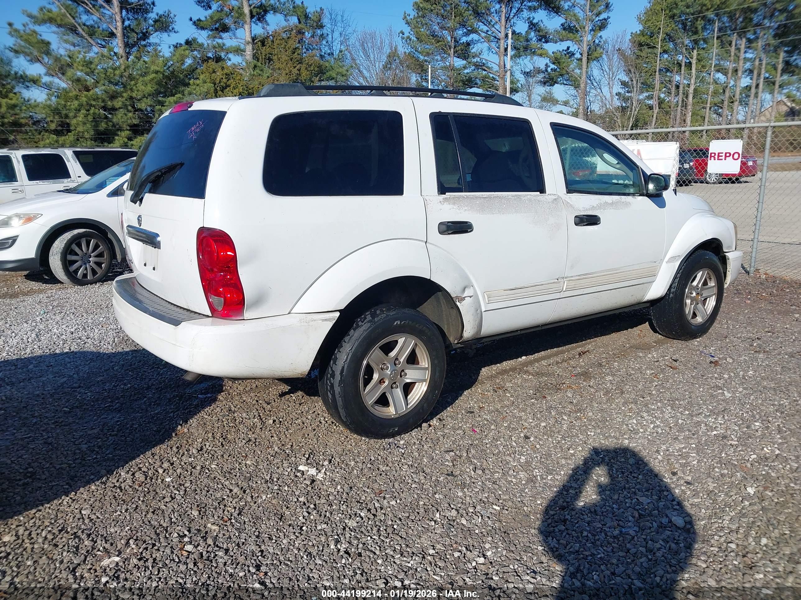 DODGE DURANGO image 6