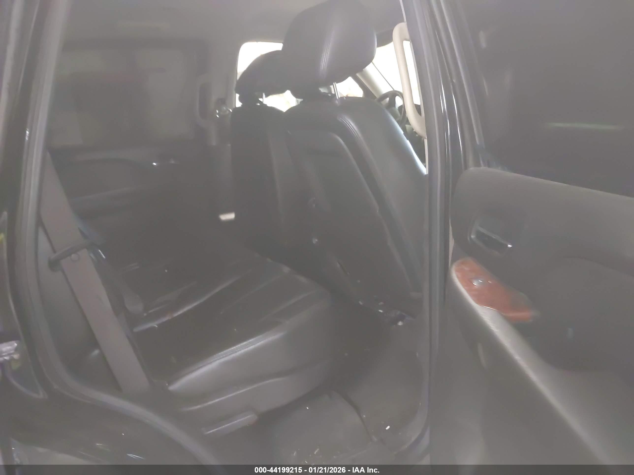 CHEVROLET TAHOE image 8