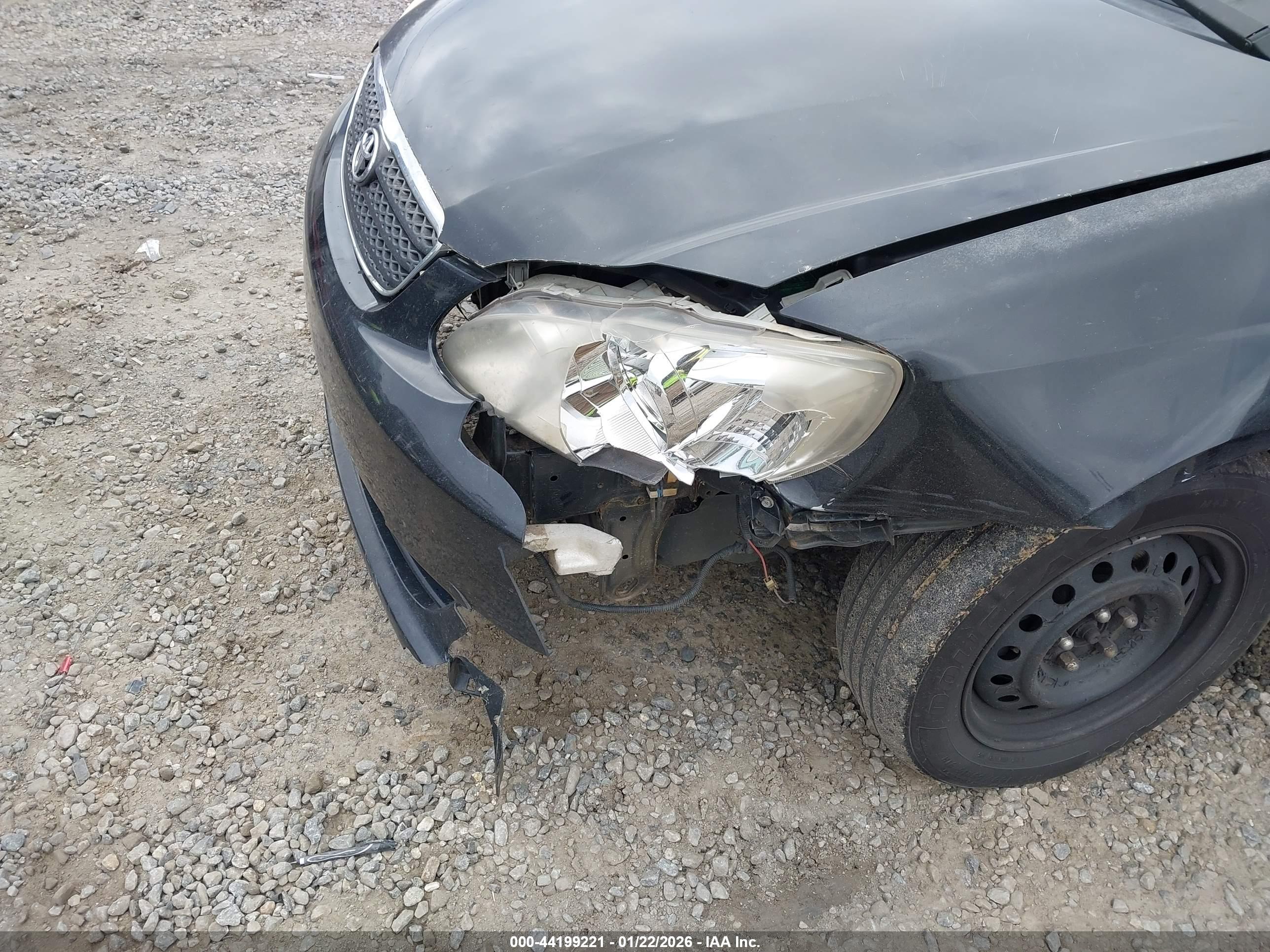 TOYOTA COROLLA image 6