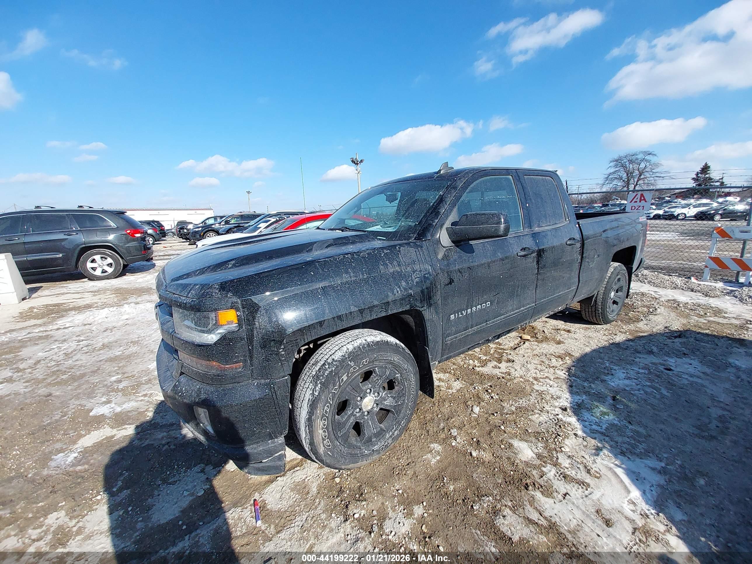 CHEVROLET SILVERADO image 2