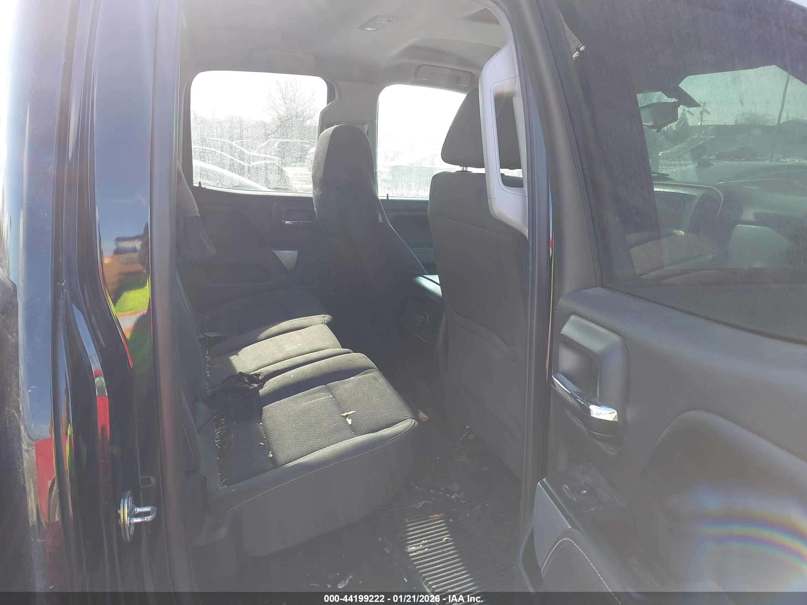 CHEVROLET SILVERADO image 8