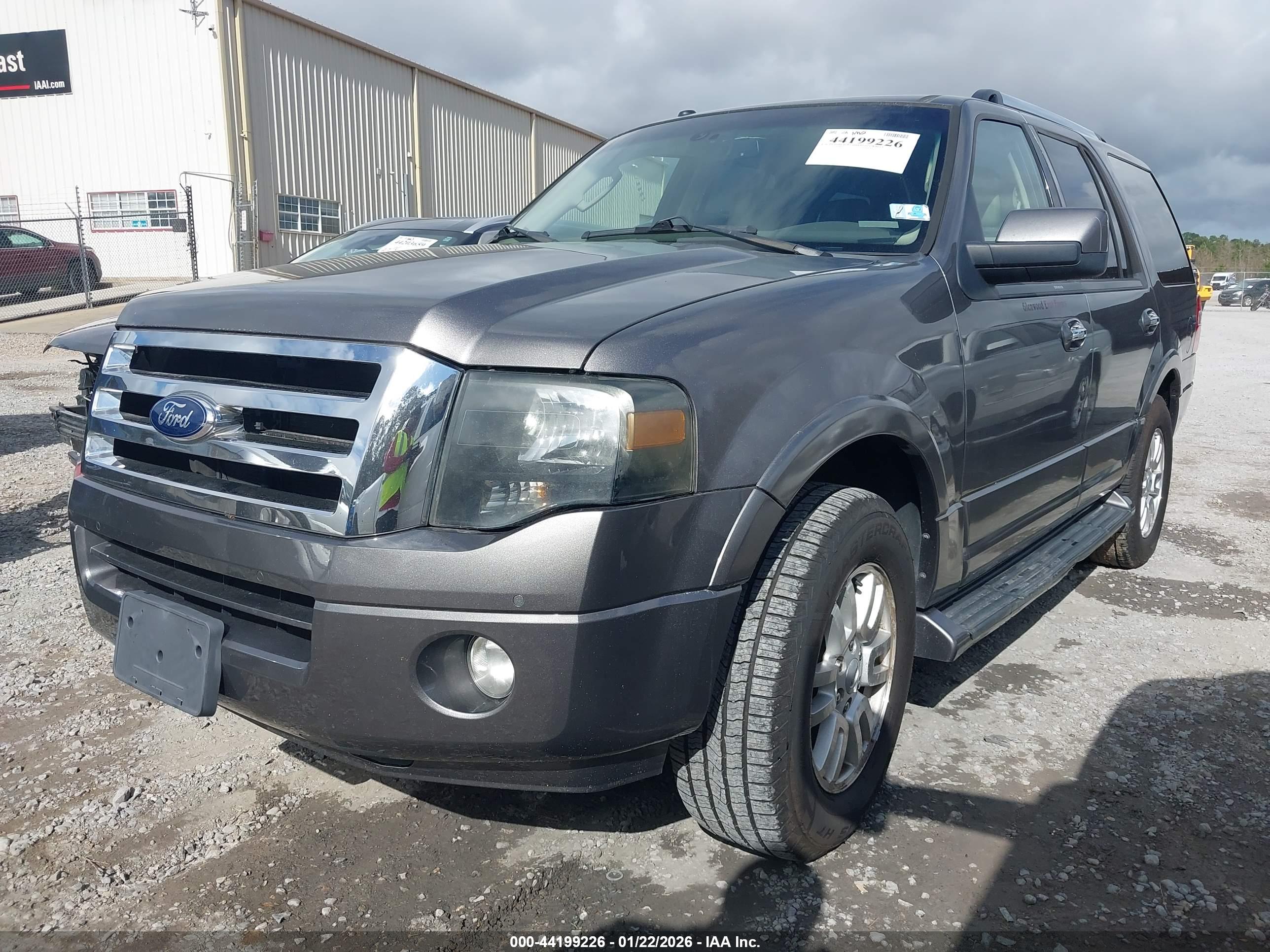 FORD EXPEDITION image 2