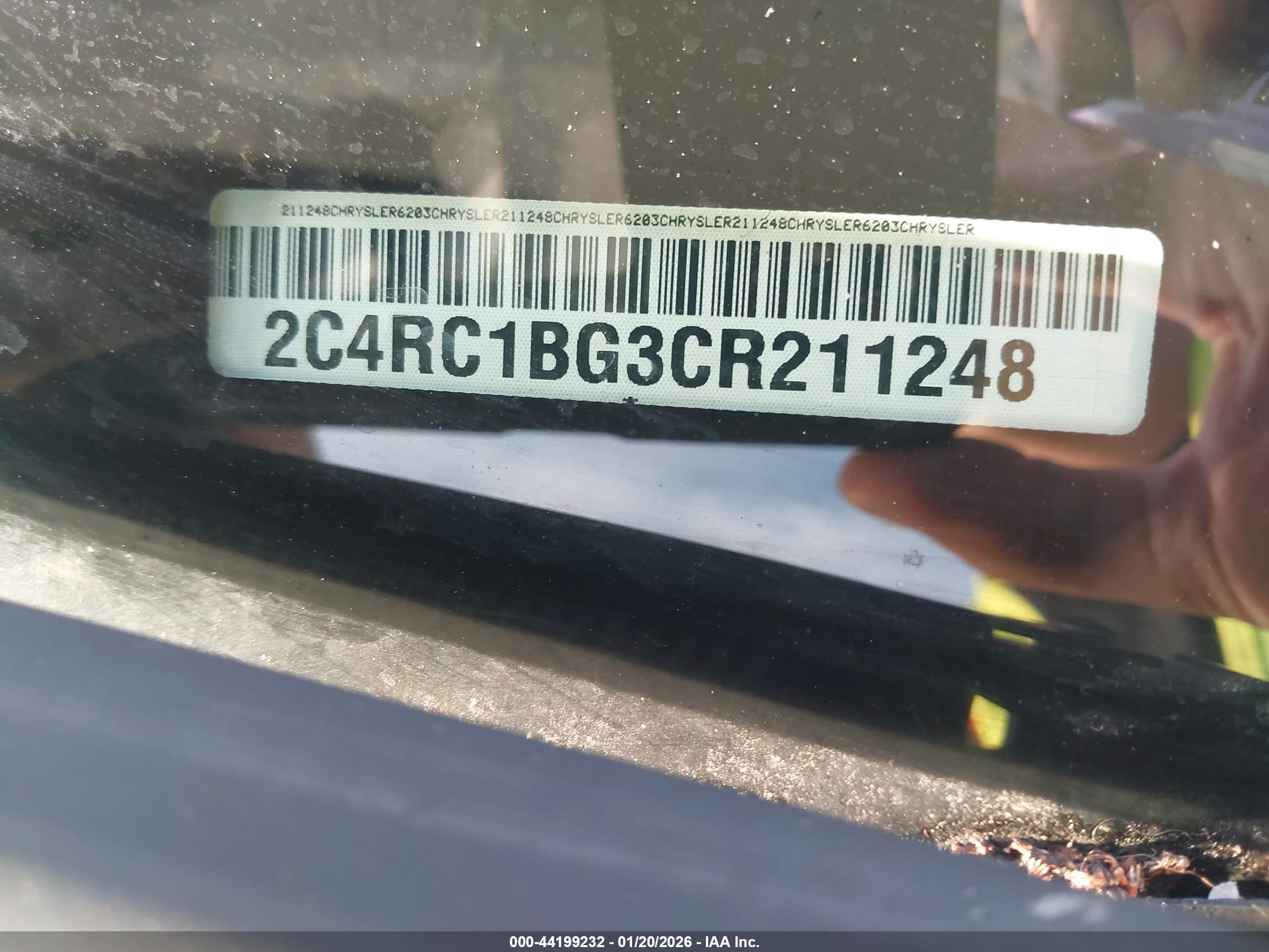 CHRYSLER TOWN image 9
