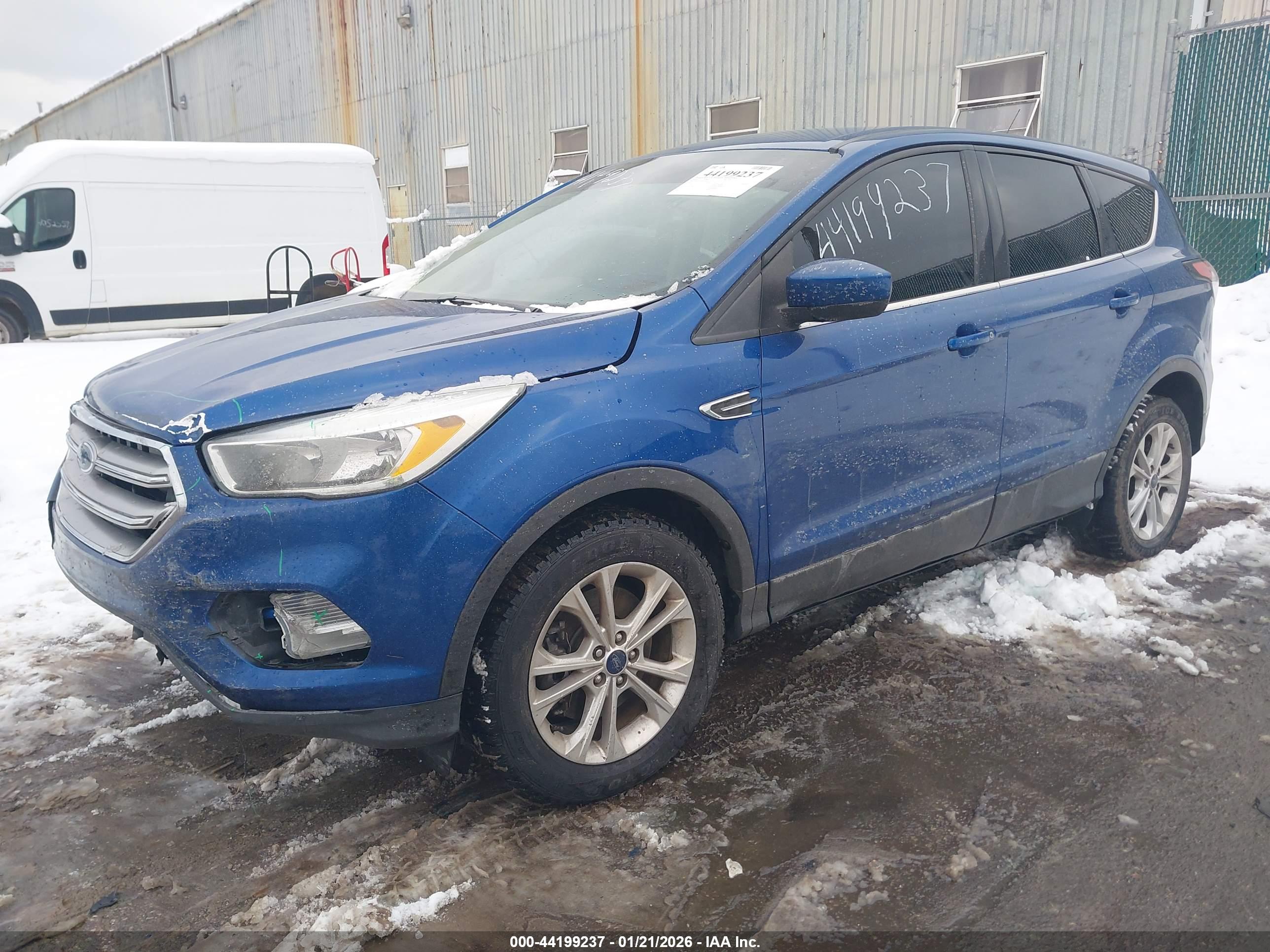 FORD ESCAPE image 2