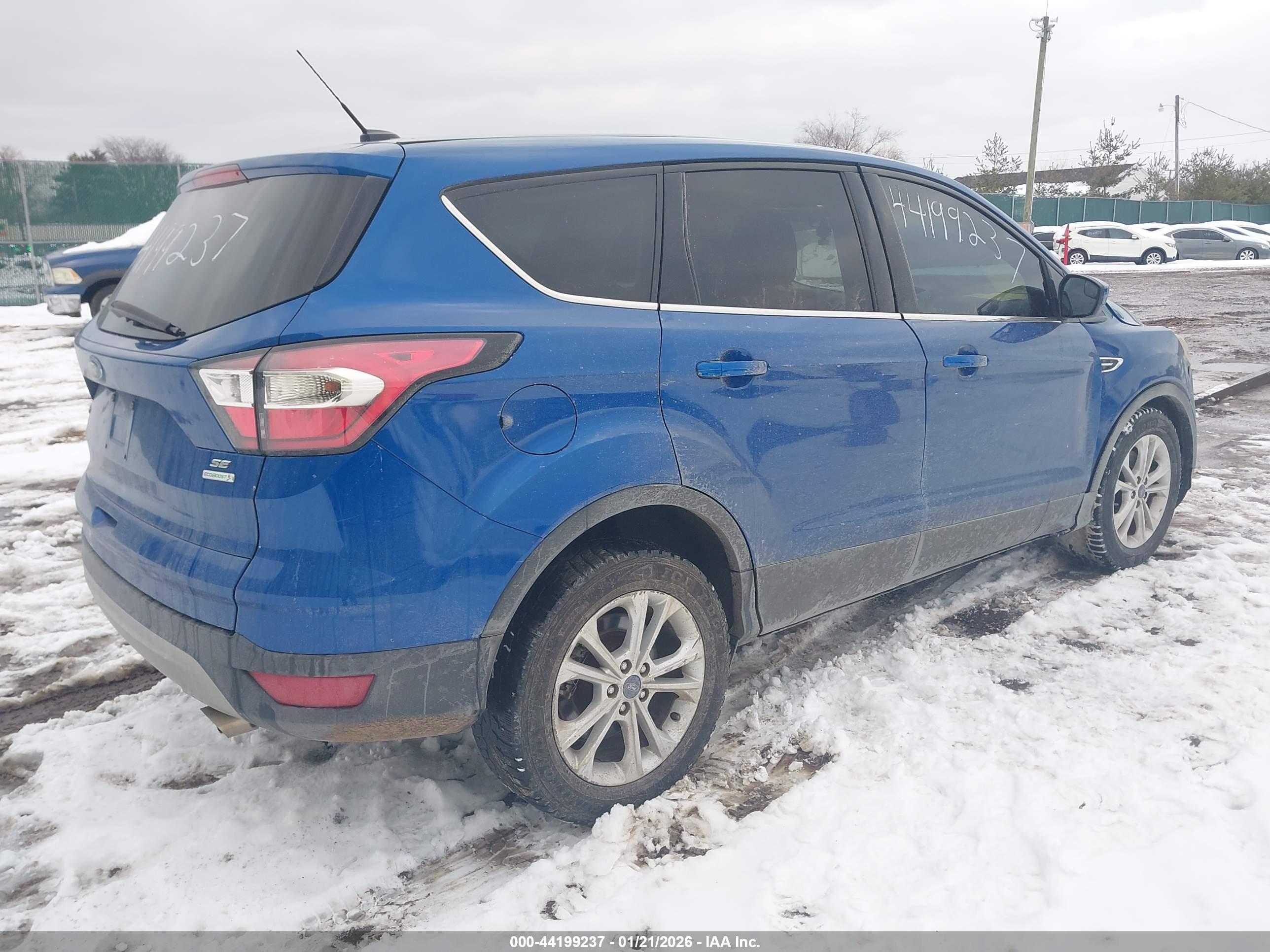 FORD ESCAPE image 4