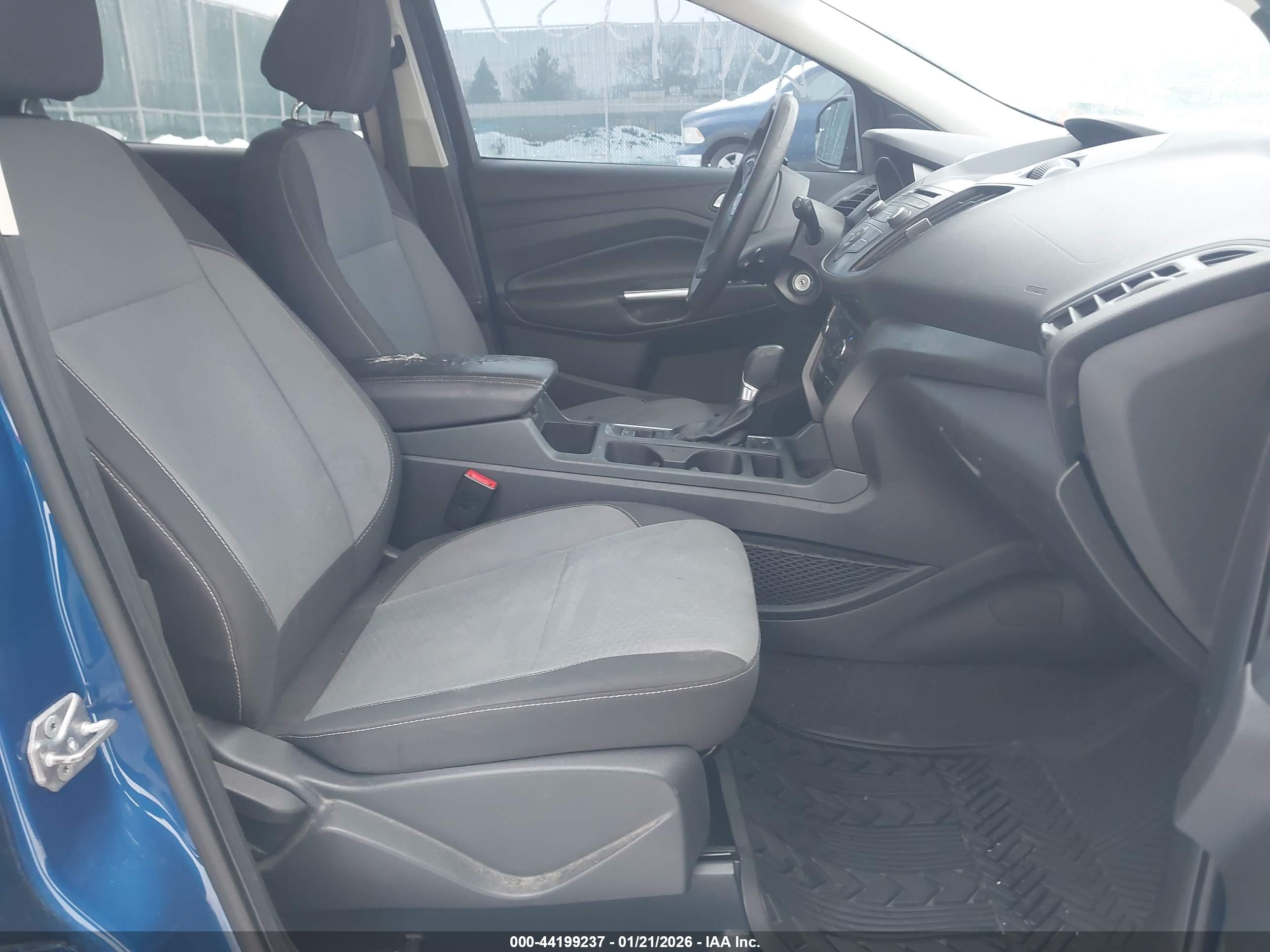 FORD ESCAPE image 5