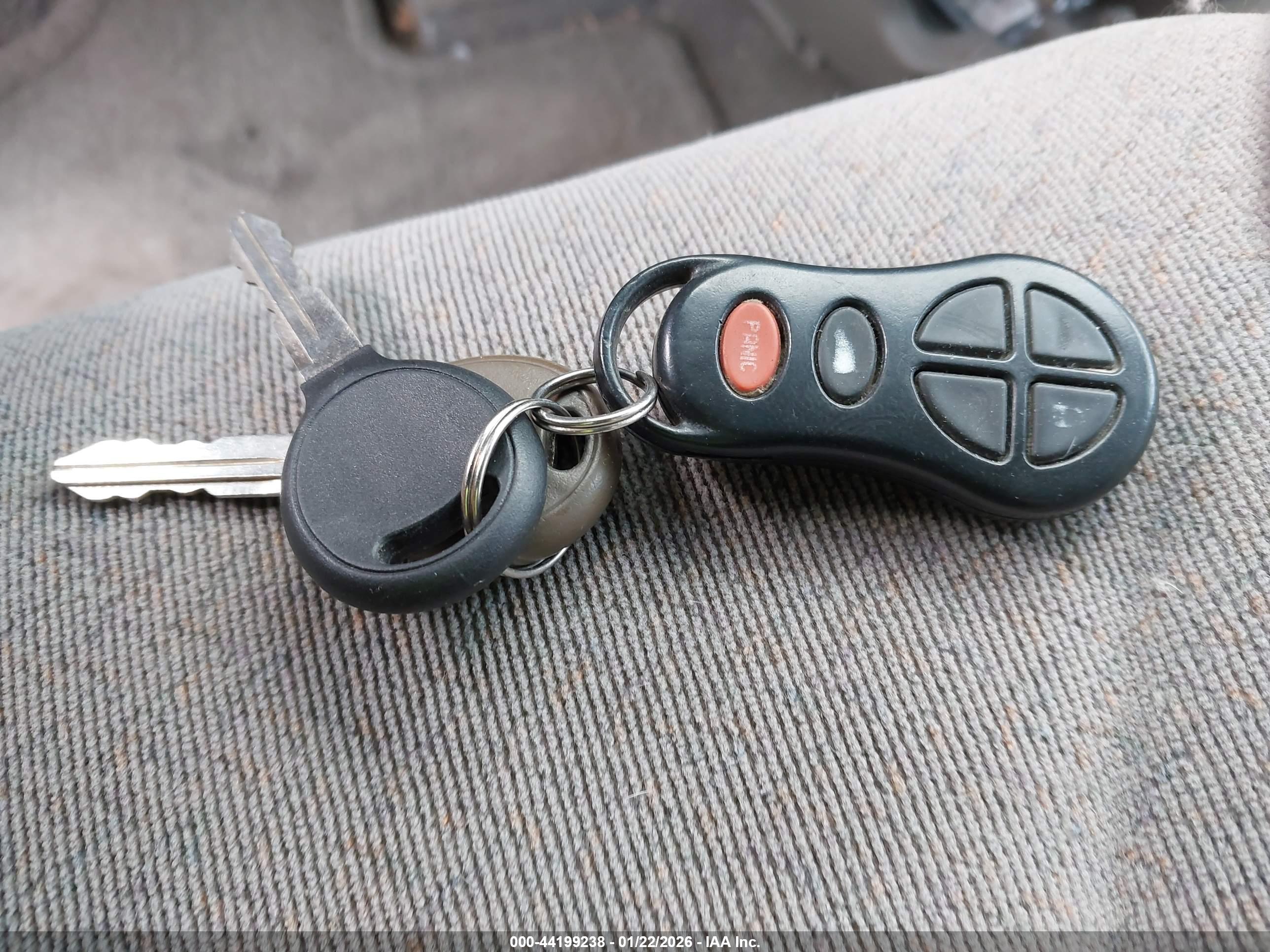 CHRYSLER TOWN image 11
