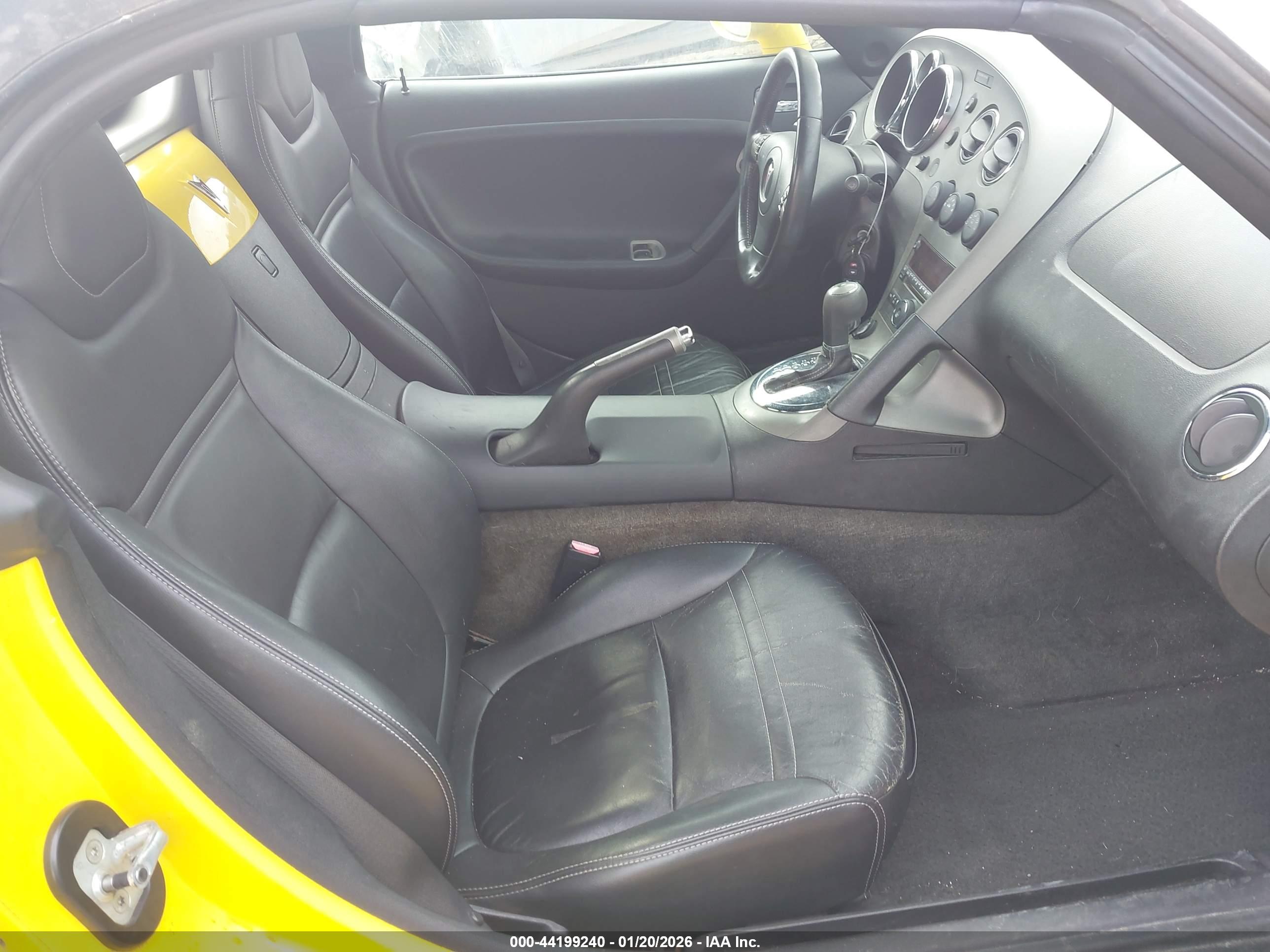 PONTIAC SOLSTICE image 5