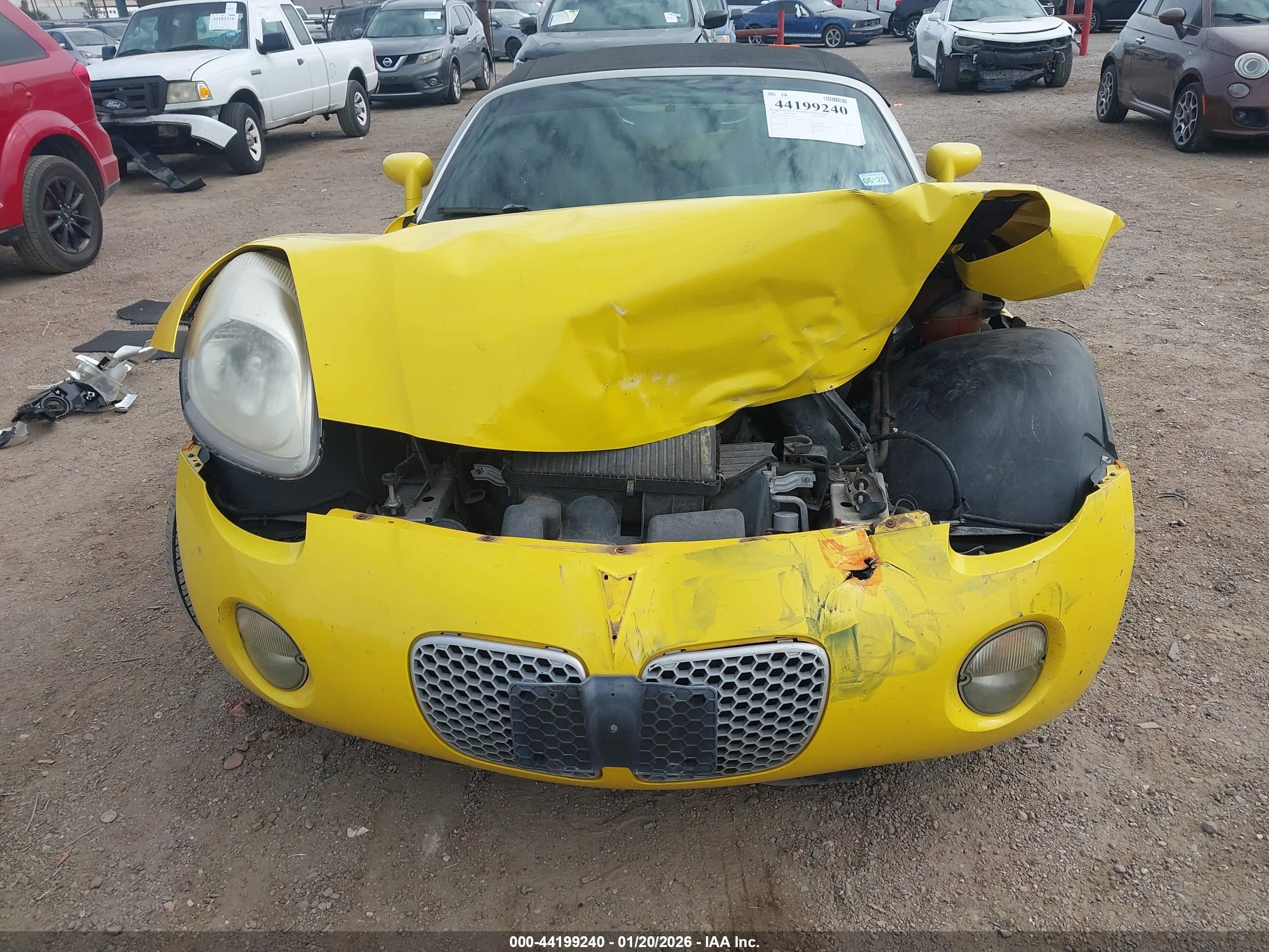 PONTIAC SOLSTICE image 6