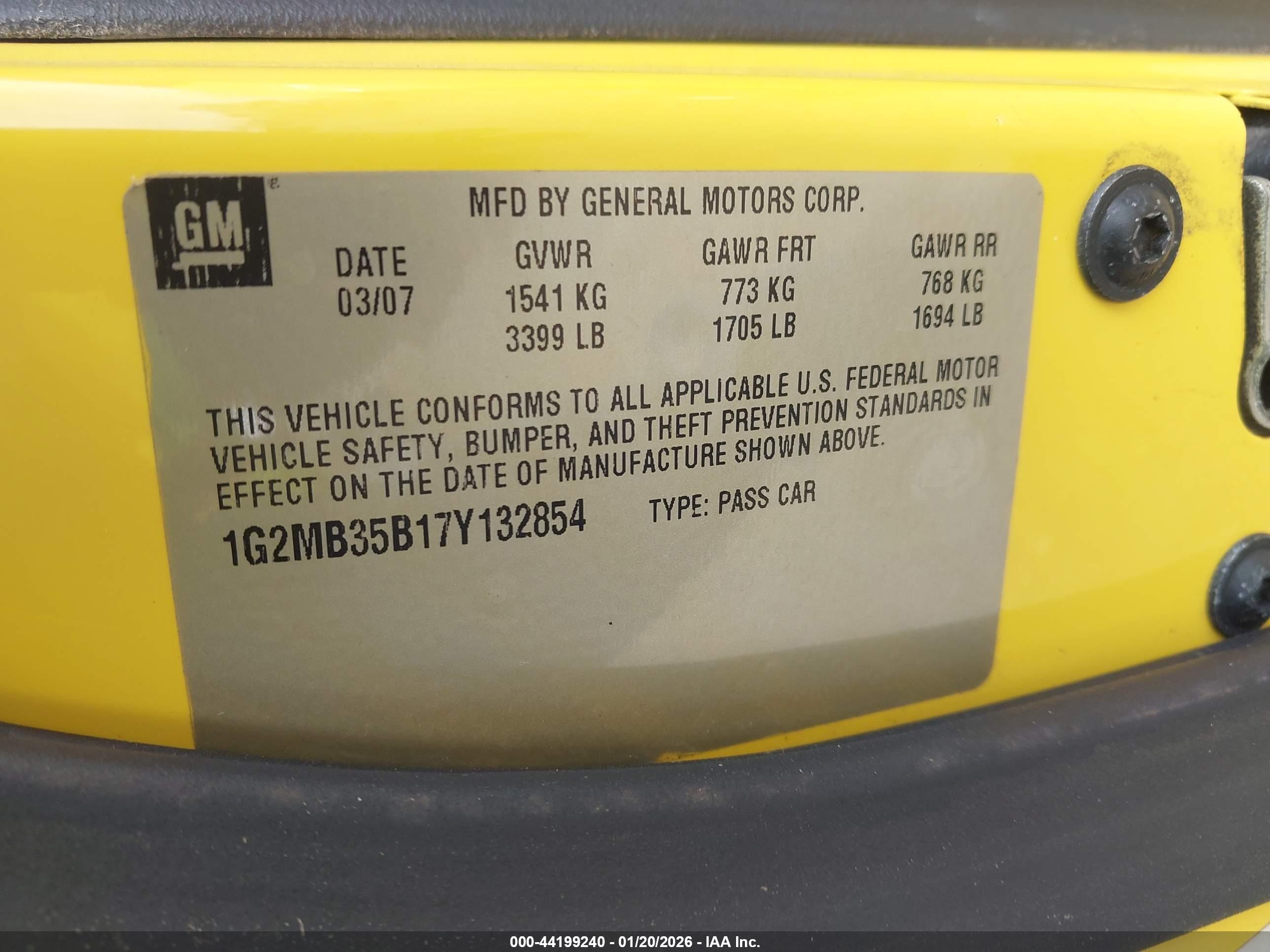 PONTIAC SOLSTICE image 9