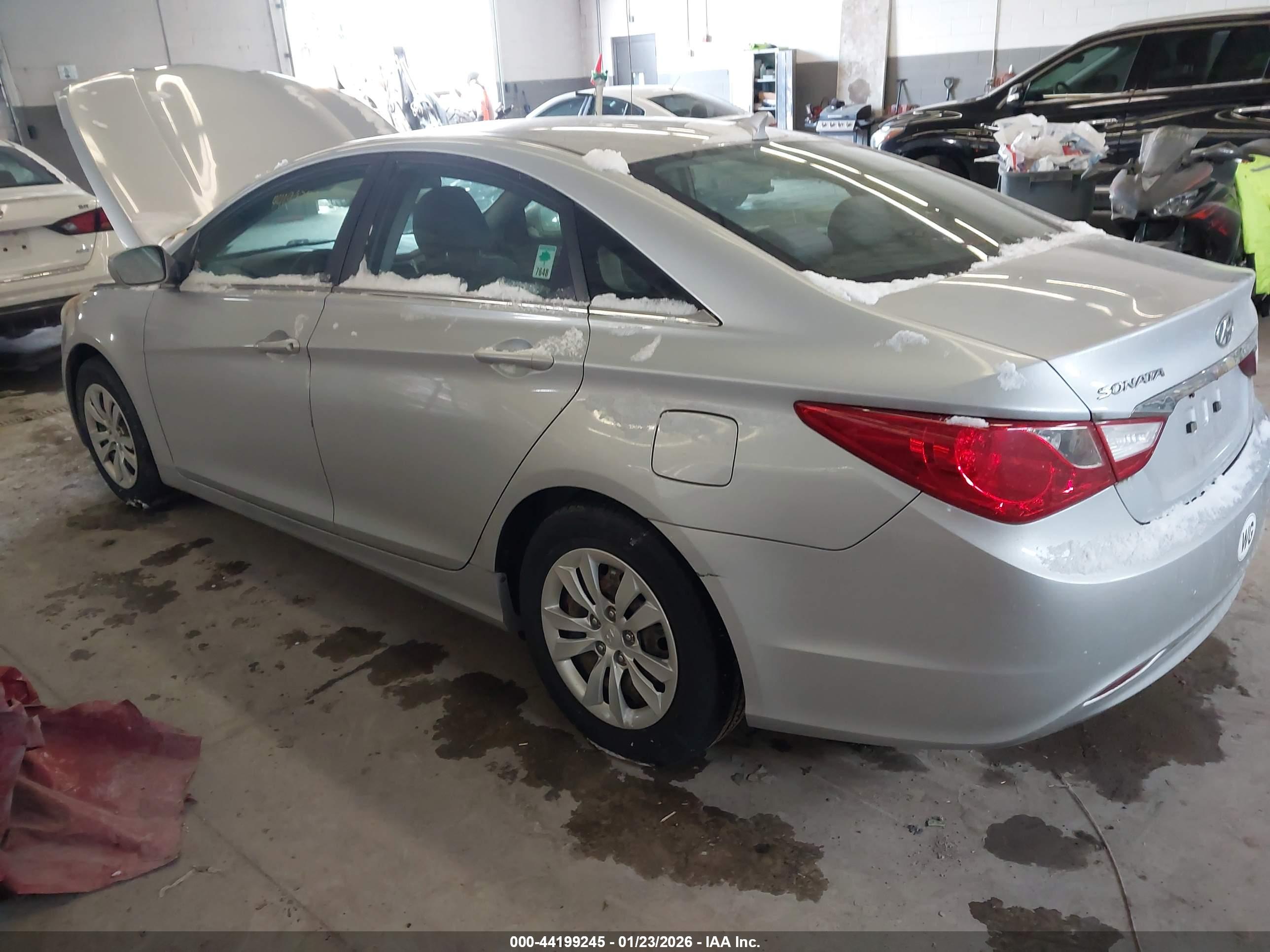 HYUNDAI SONATA image 6