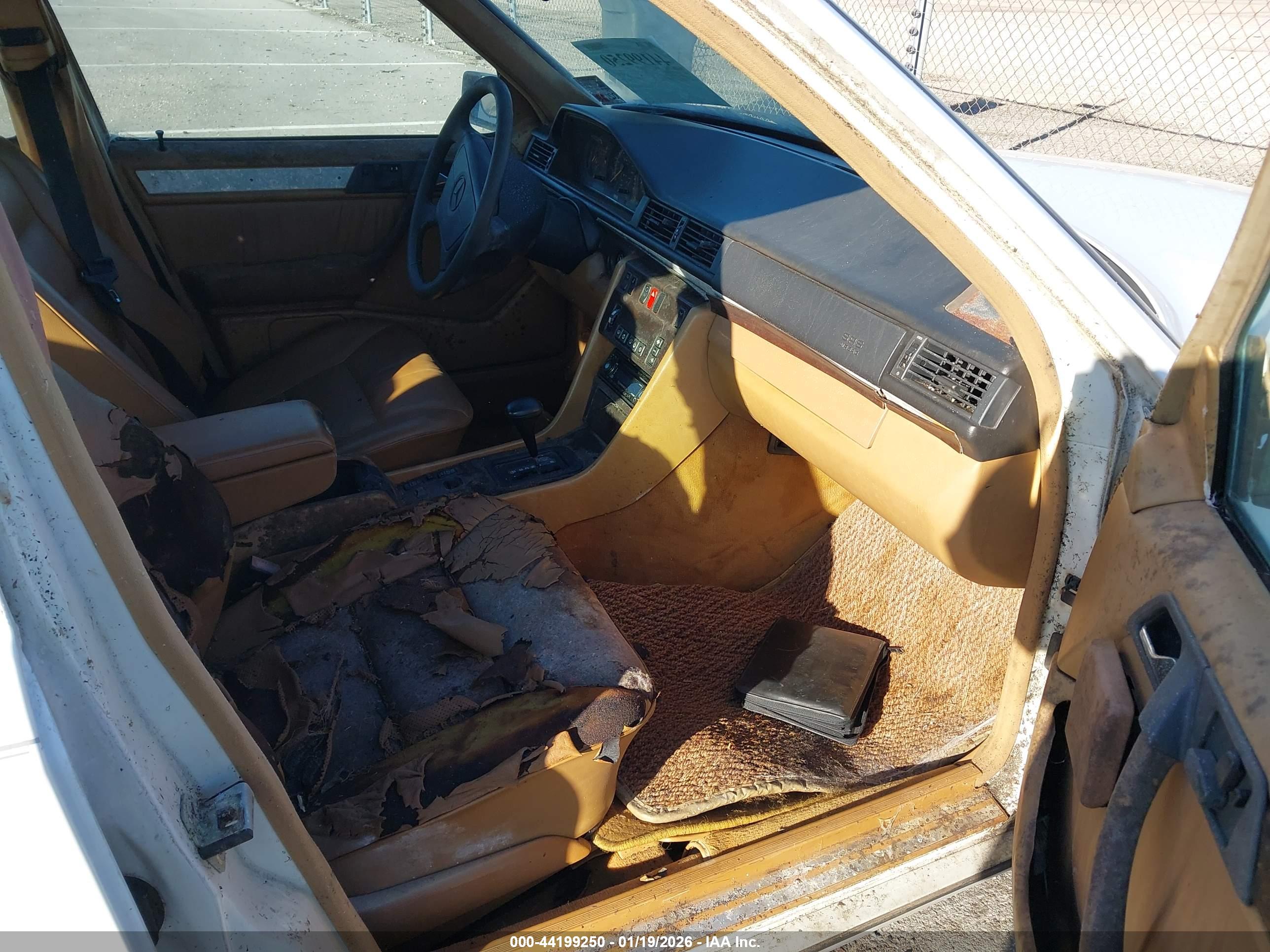 MERCEDES-BENZ 400 image 5