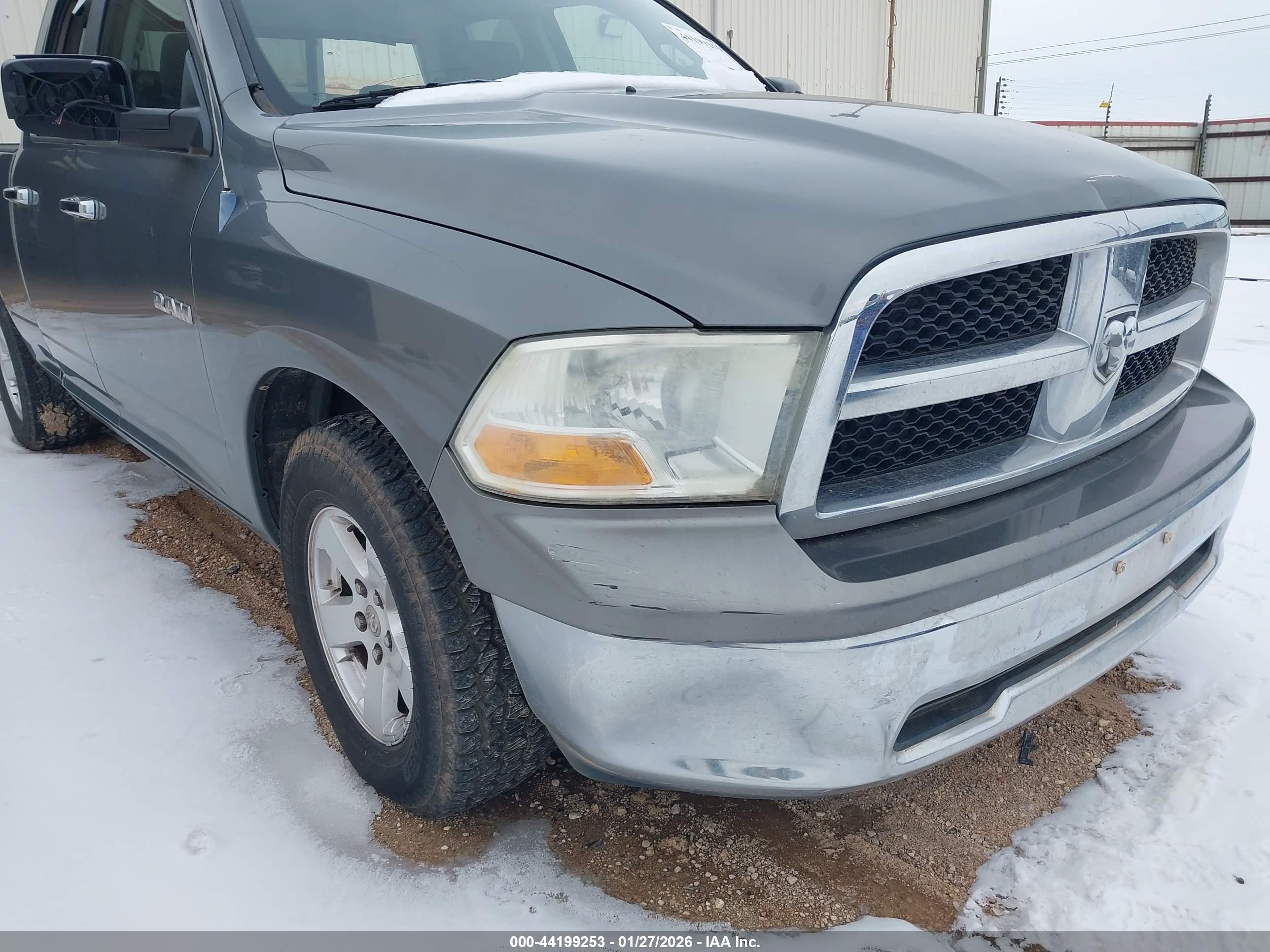 DODGE RAM image 6