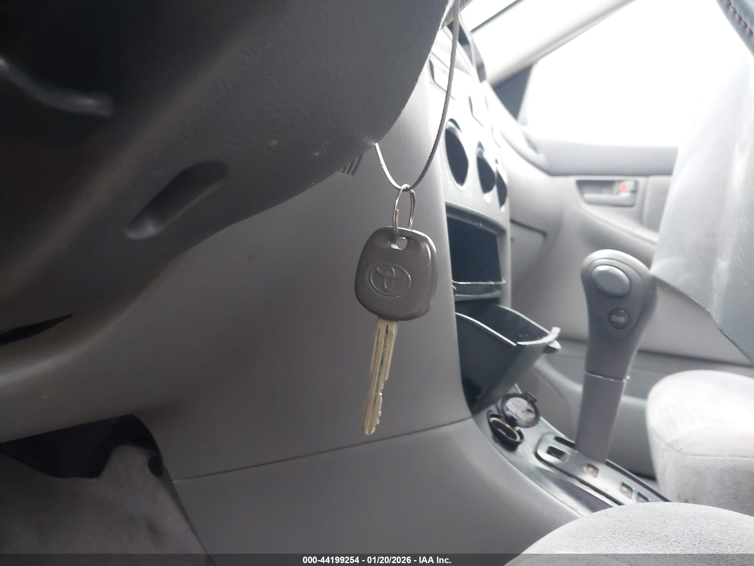 TOYOTA COROLLA image 11