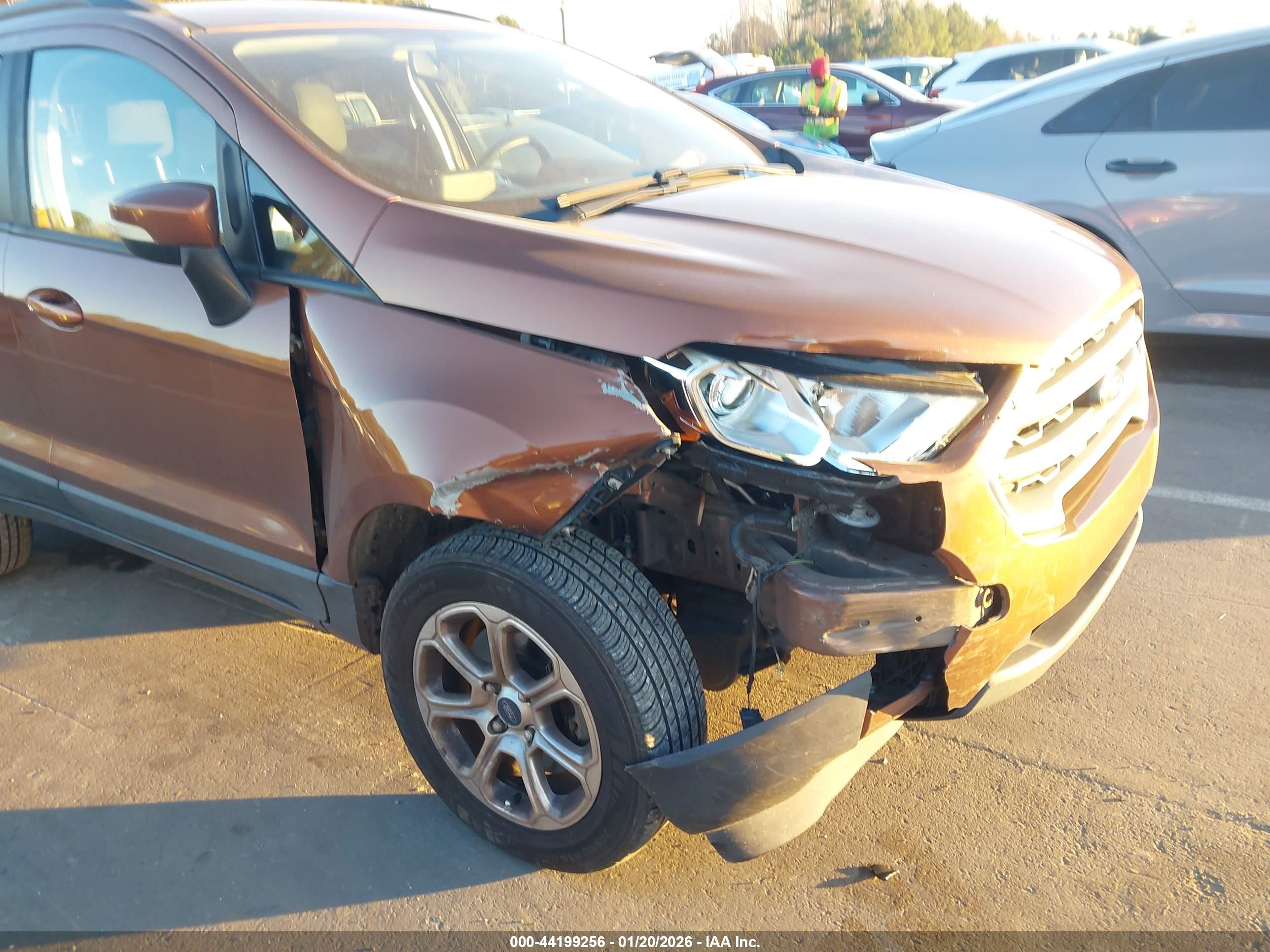 FORD ECOSPORT image 6
