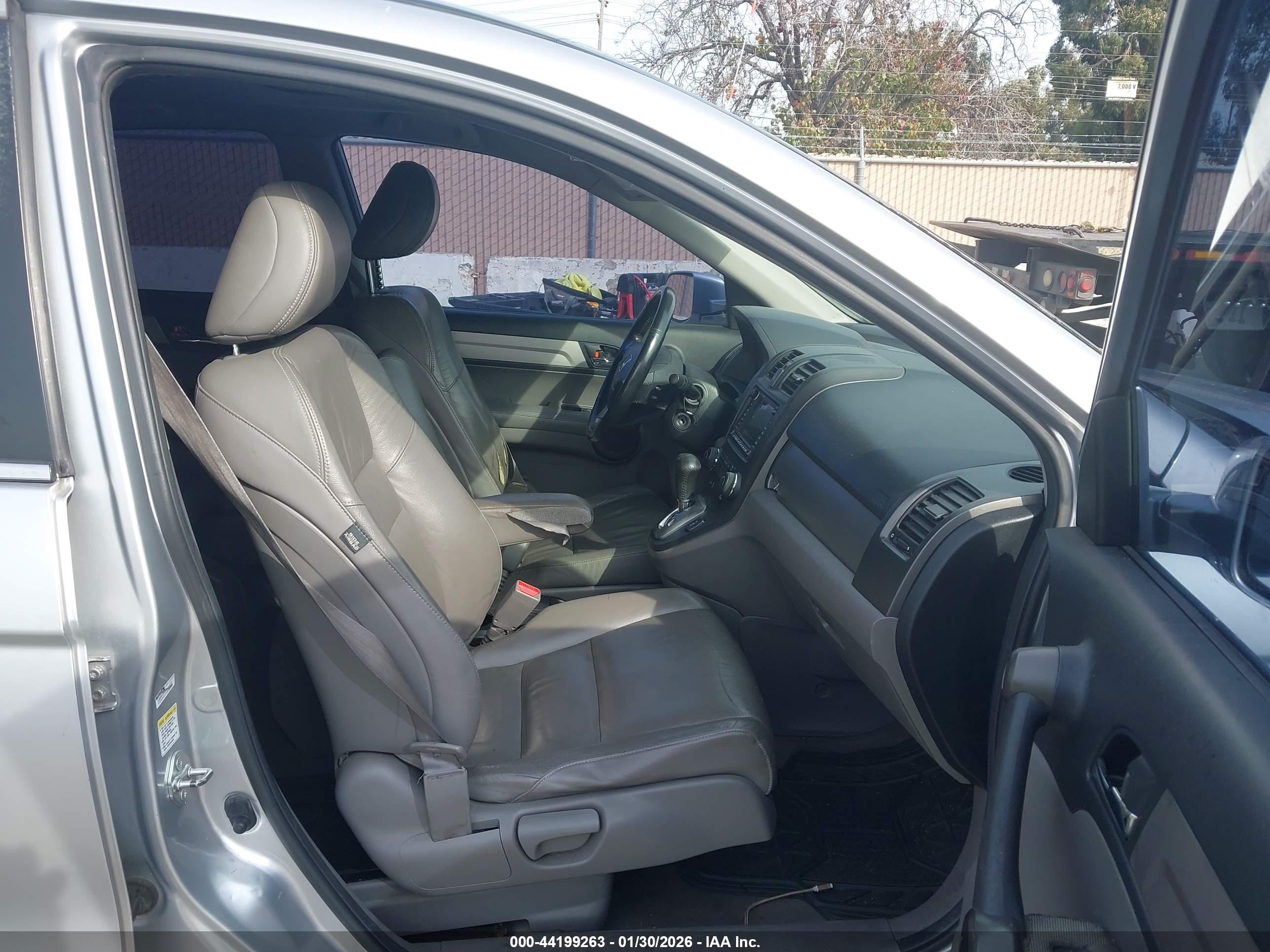 HONDA CR-V image 5