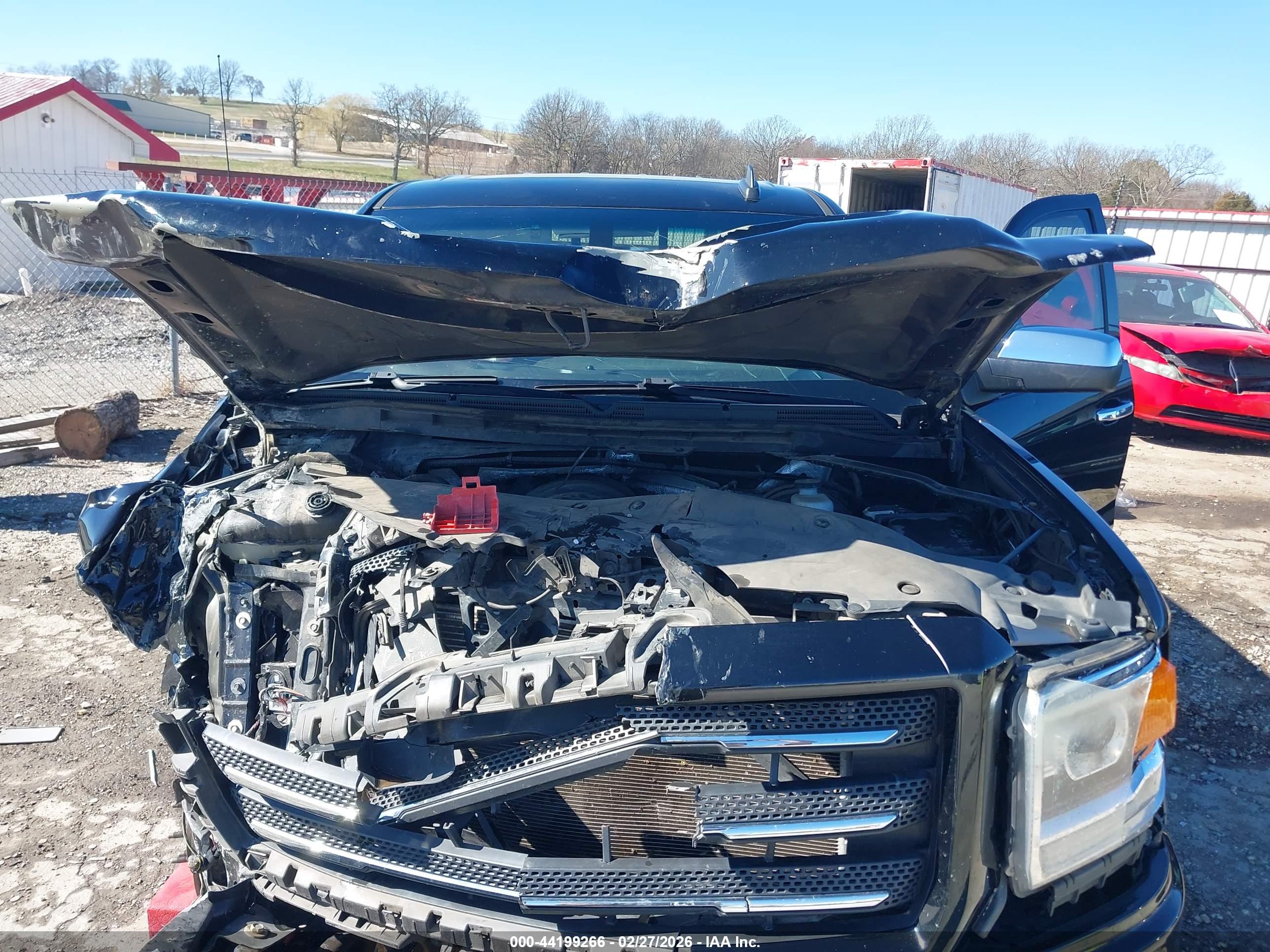 GMC SIERRA image 10