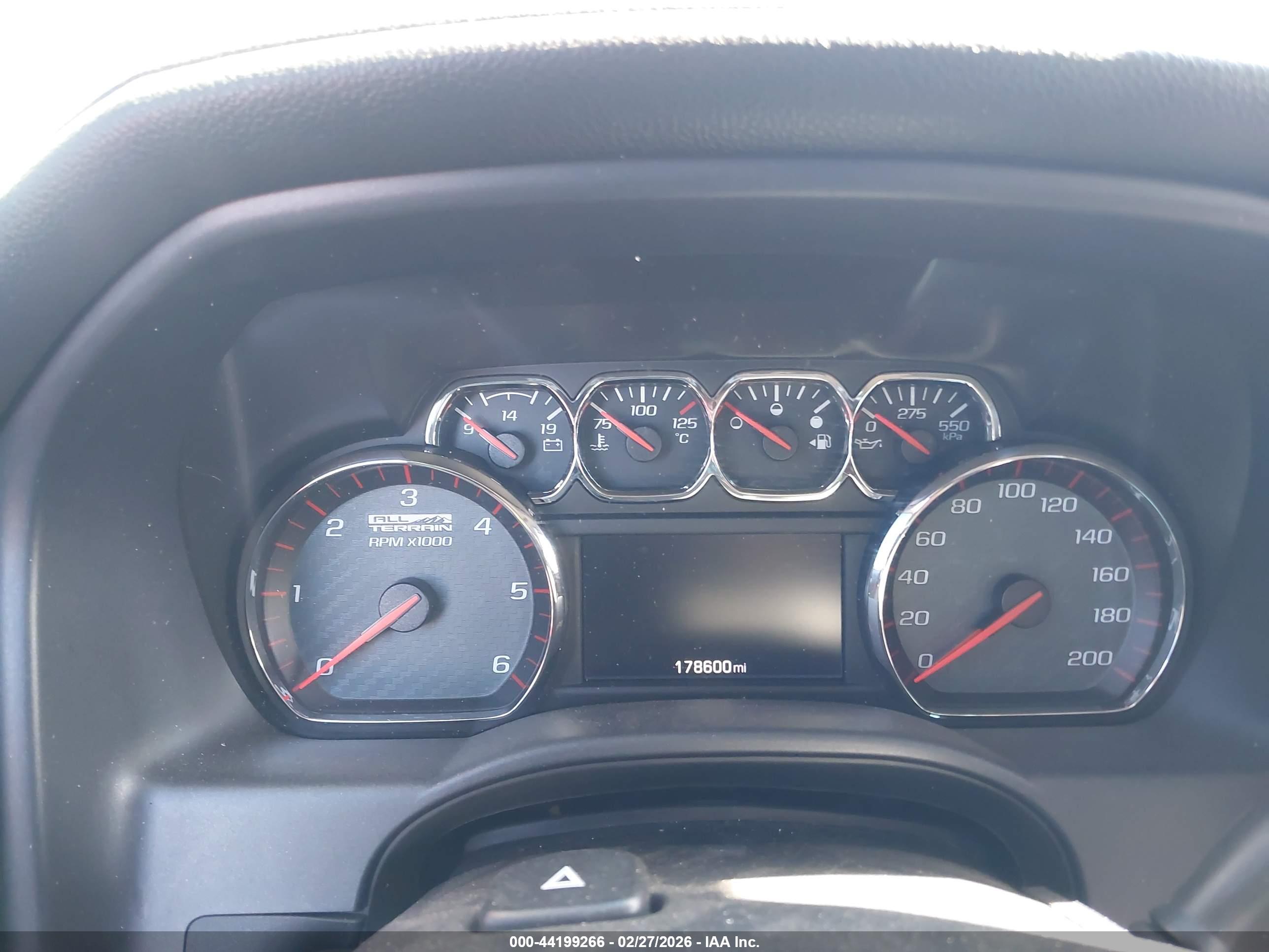GMC SIERRA image 7