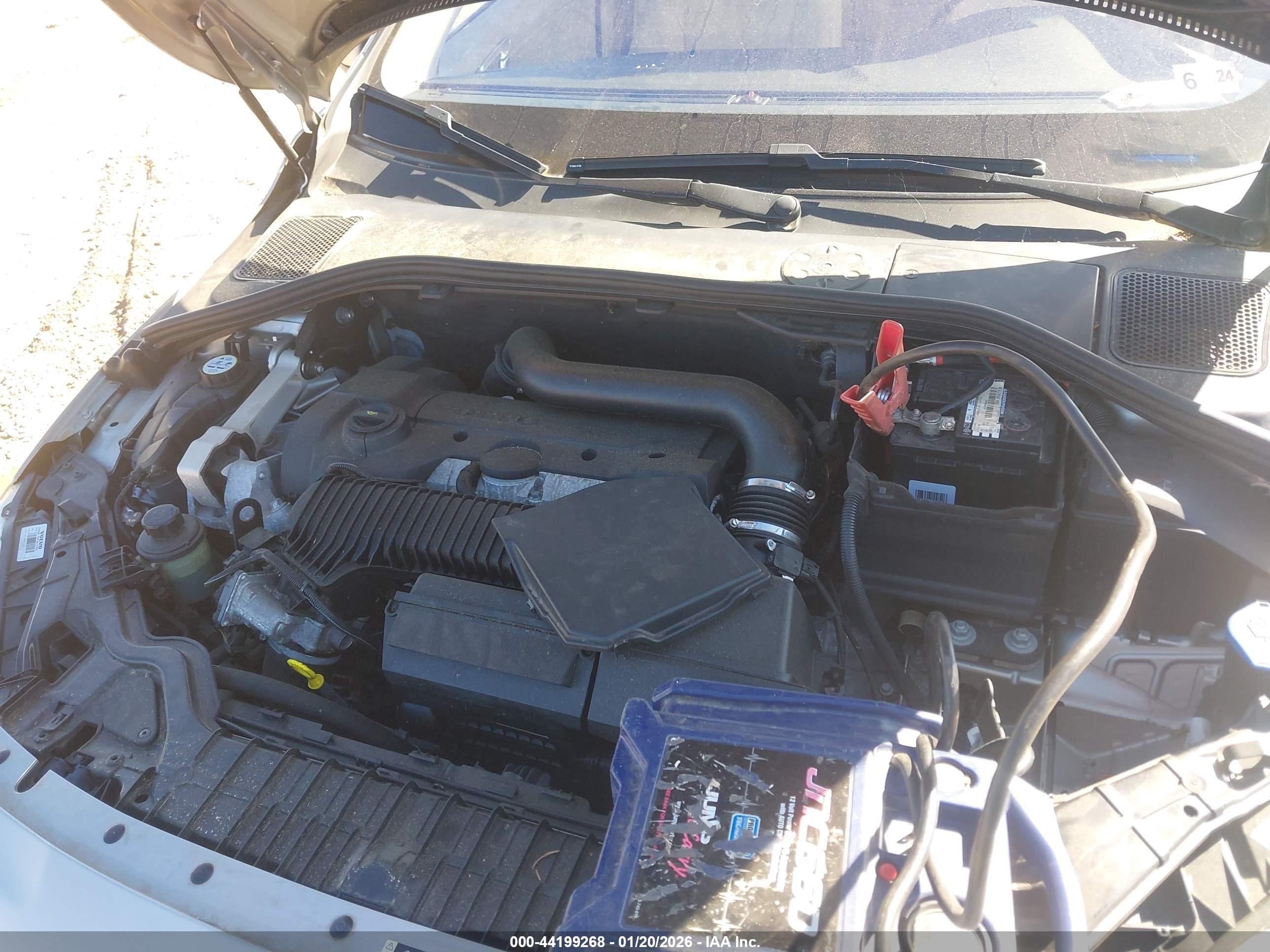 VOLVO S60 image 6