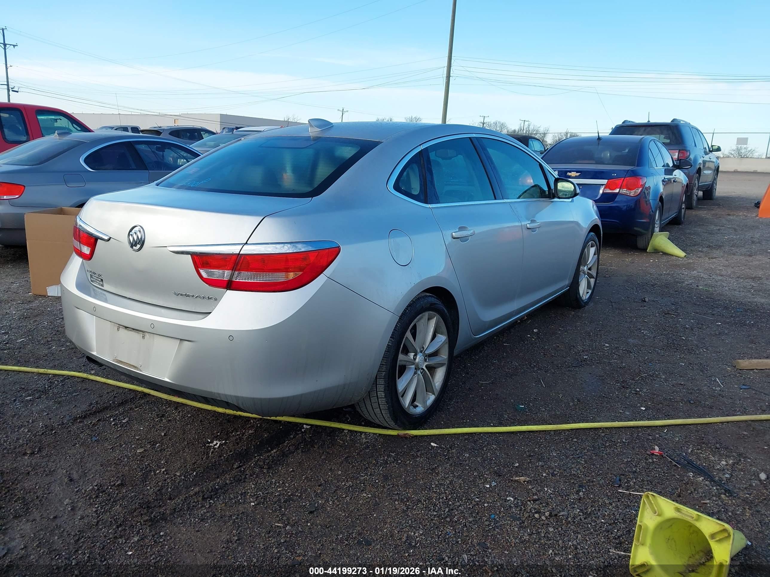 BUICK VERANO image 4