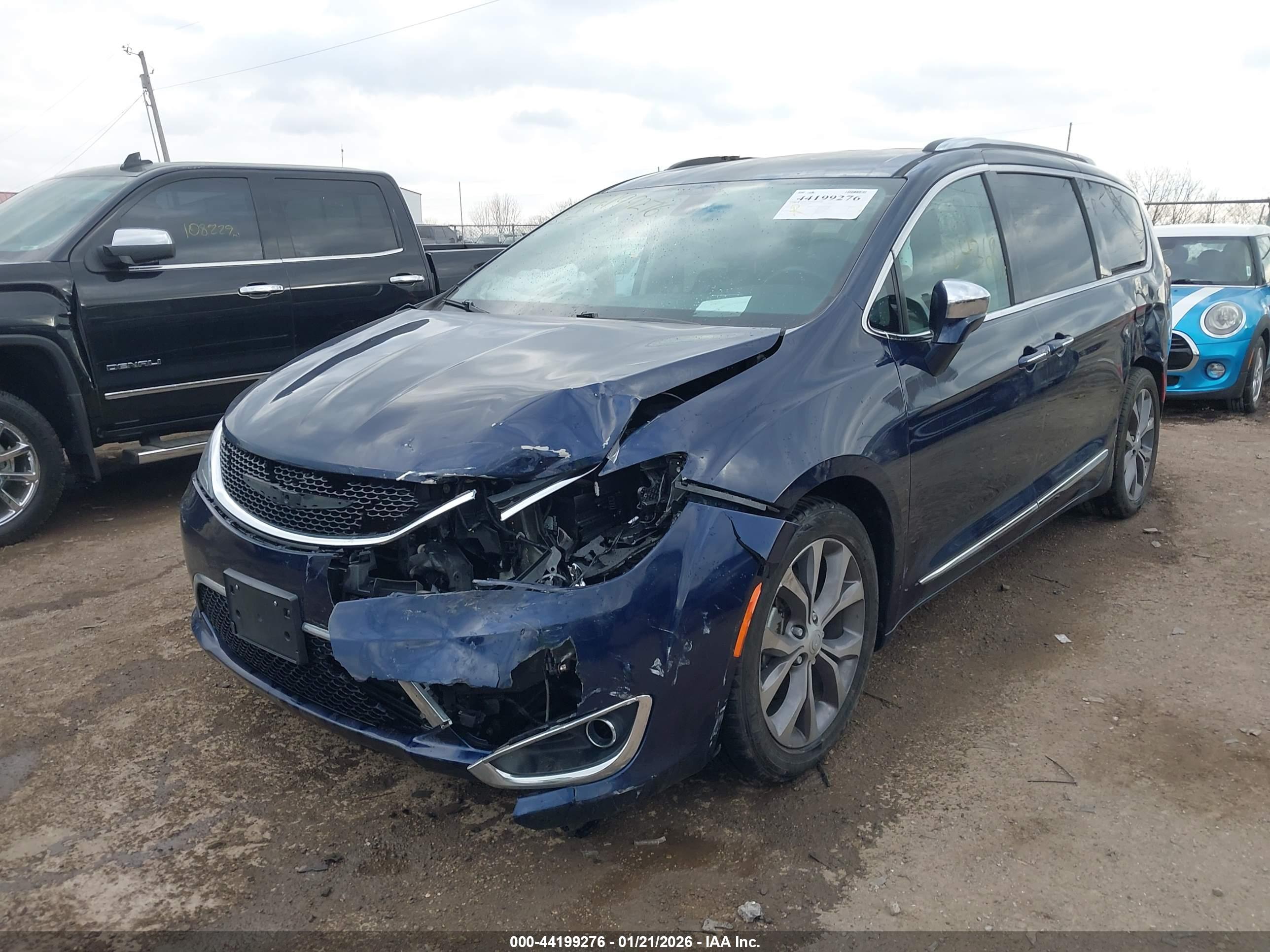 CHRYSLER PACIFICA image 6