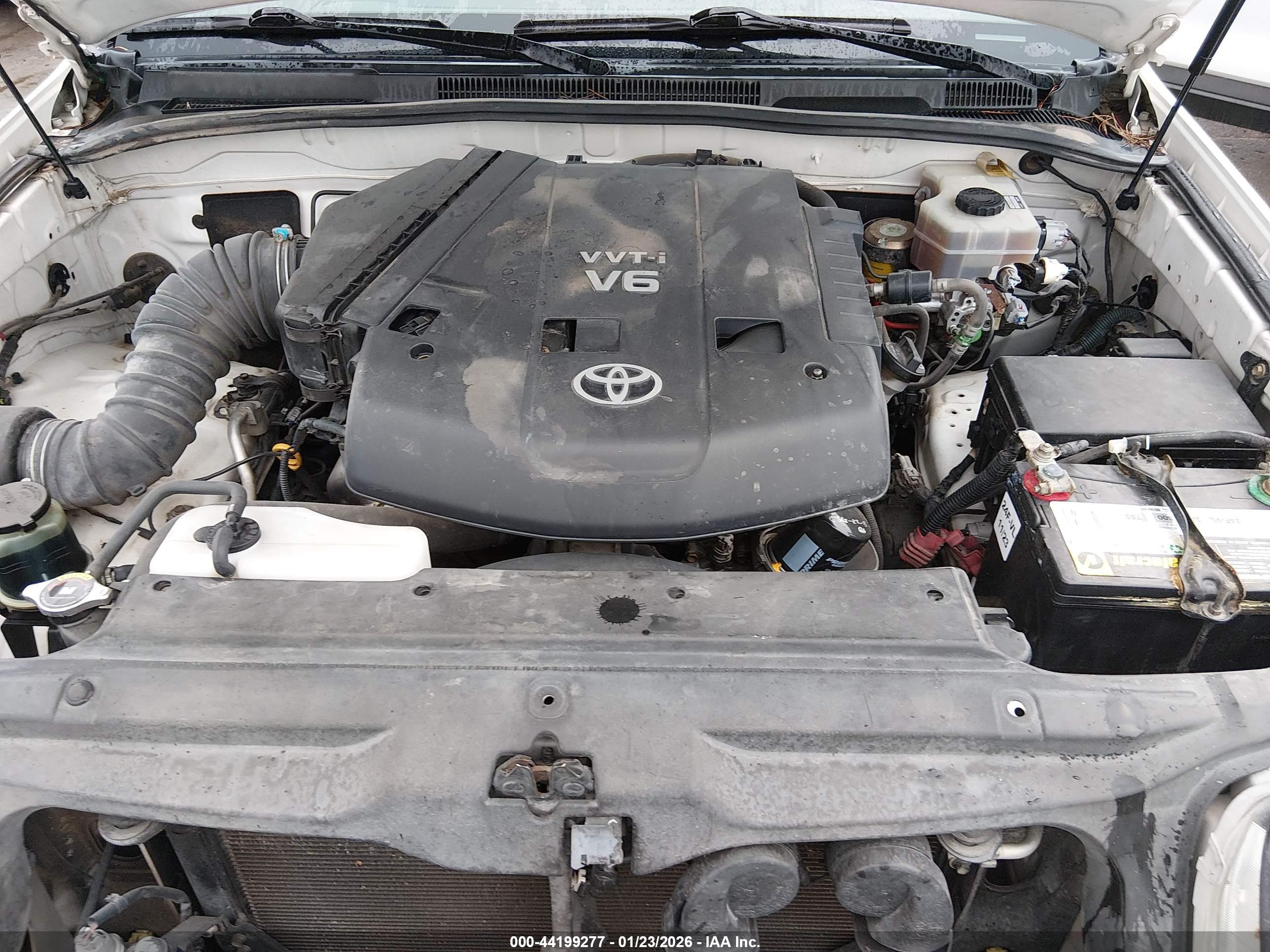 TOYOTA 4RUNNER image 10