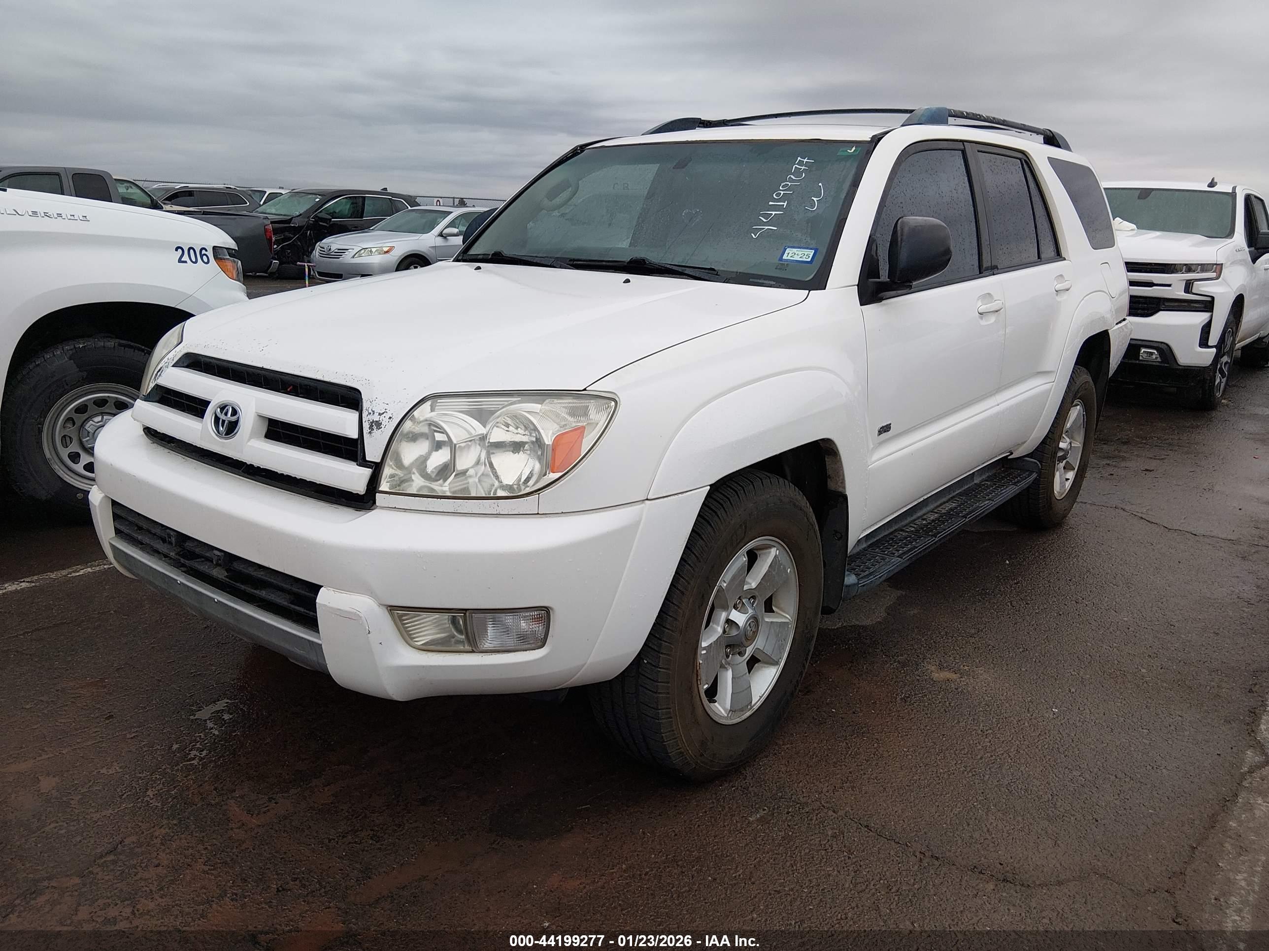 TOYOTA 4RUNNER image 2