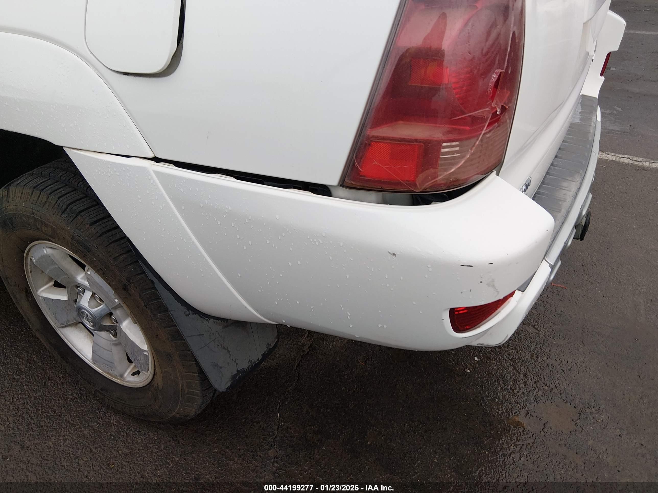 TOYOTA 4RUNNER image 6