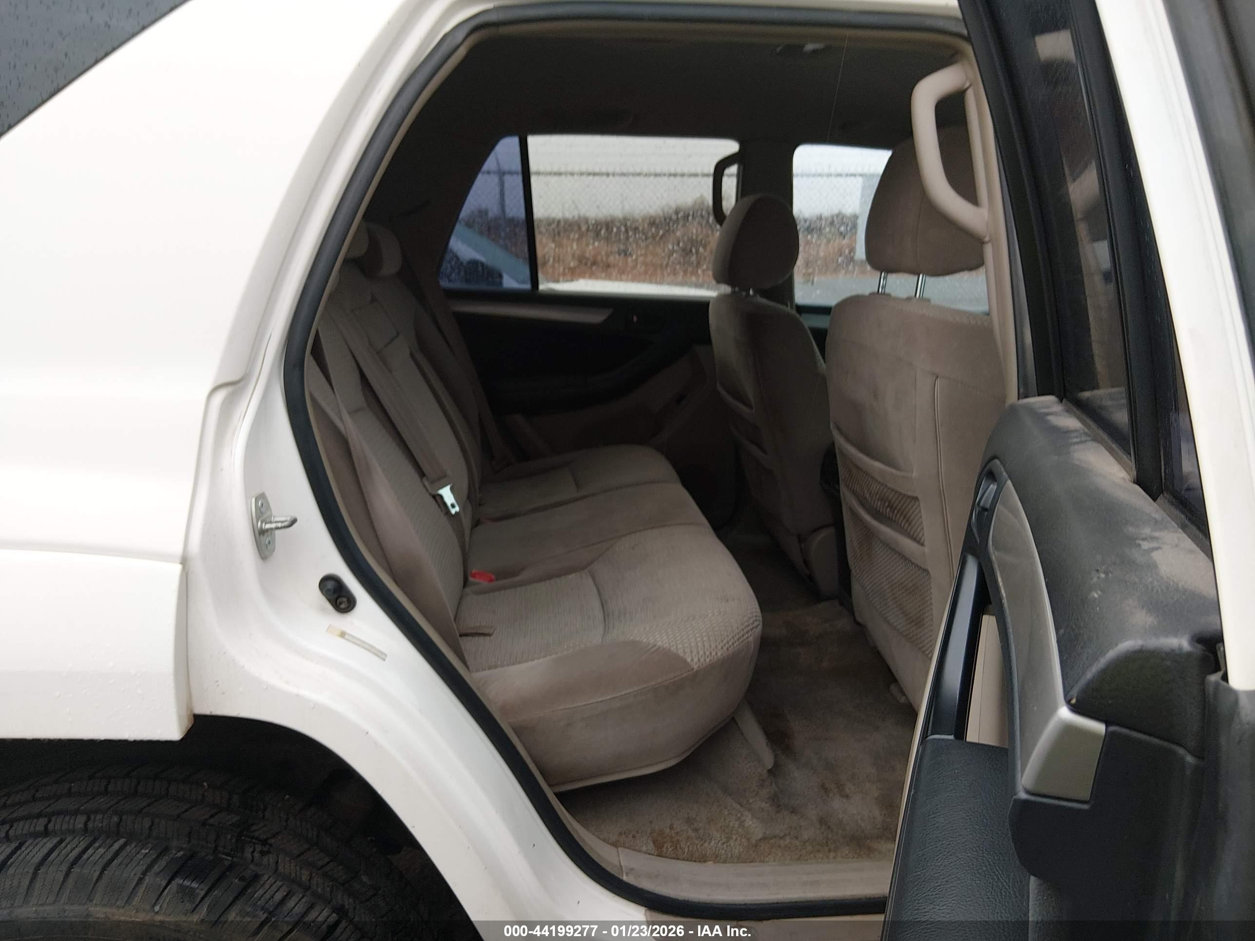 TOYOTA 4RUNNER image 8