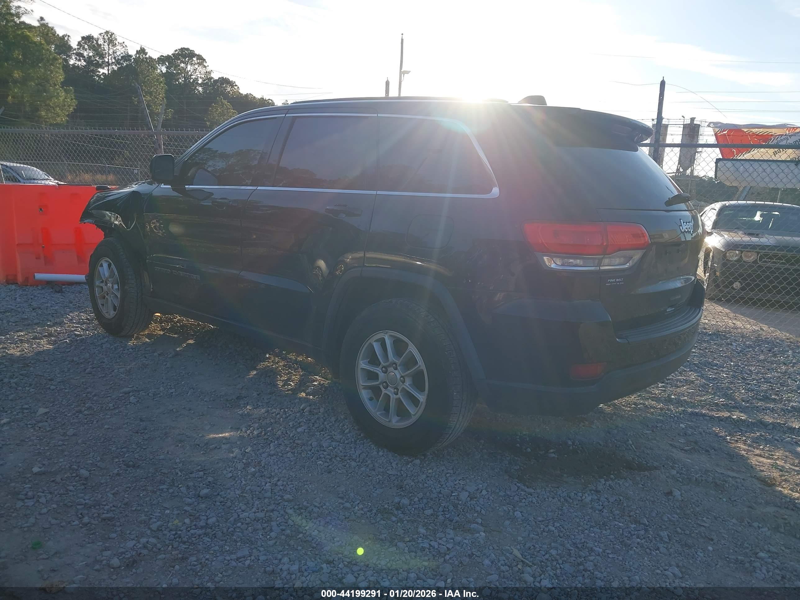 JEEP GRAND image 3