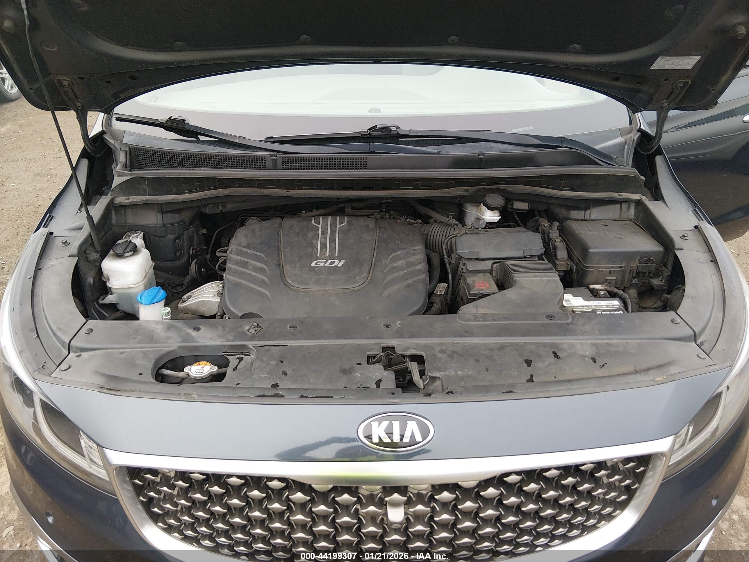 KIA SEDONA image 10