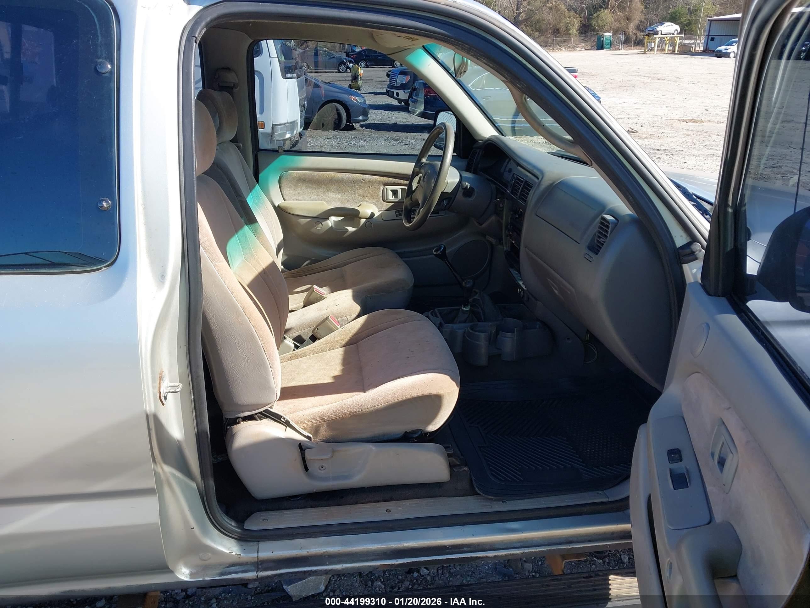 TOYOTA TACOMA image 5