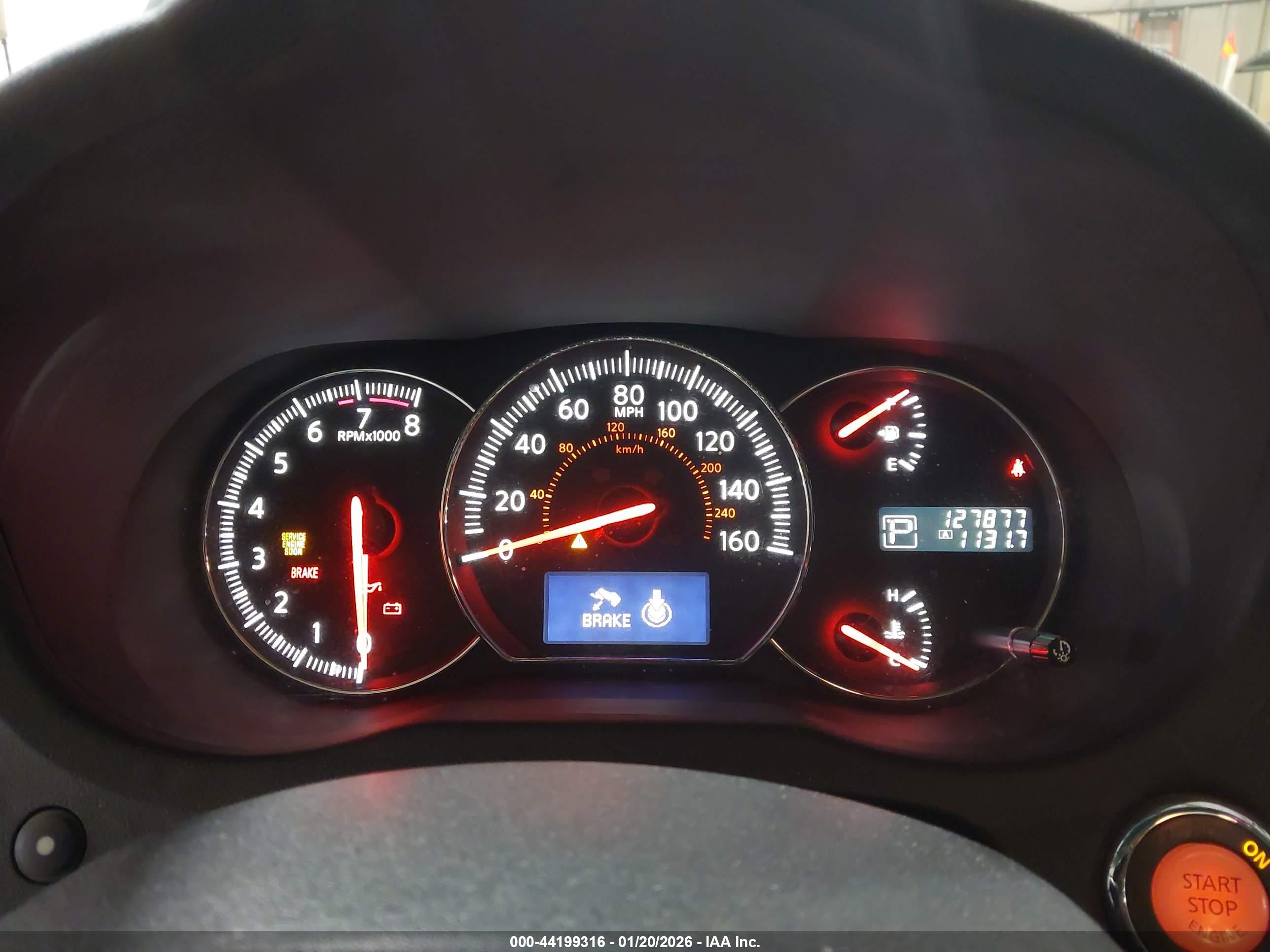 NISSAN MAXIMA image 7
