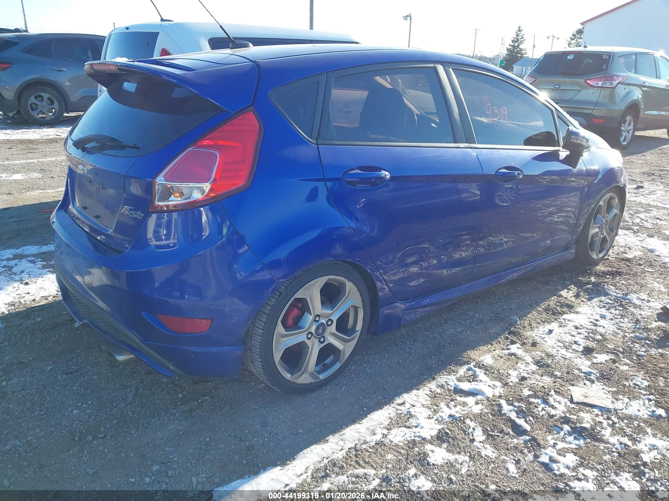 FORD FIESTA image 4