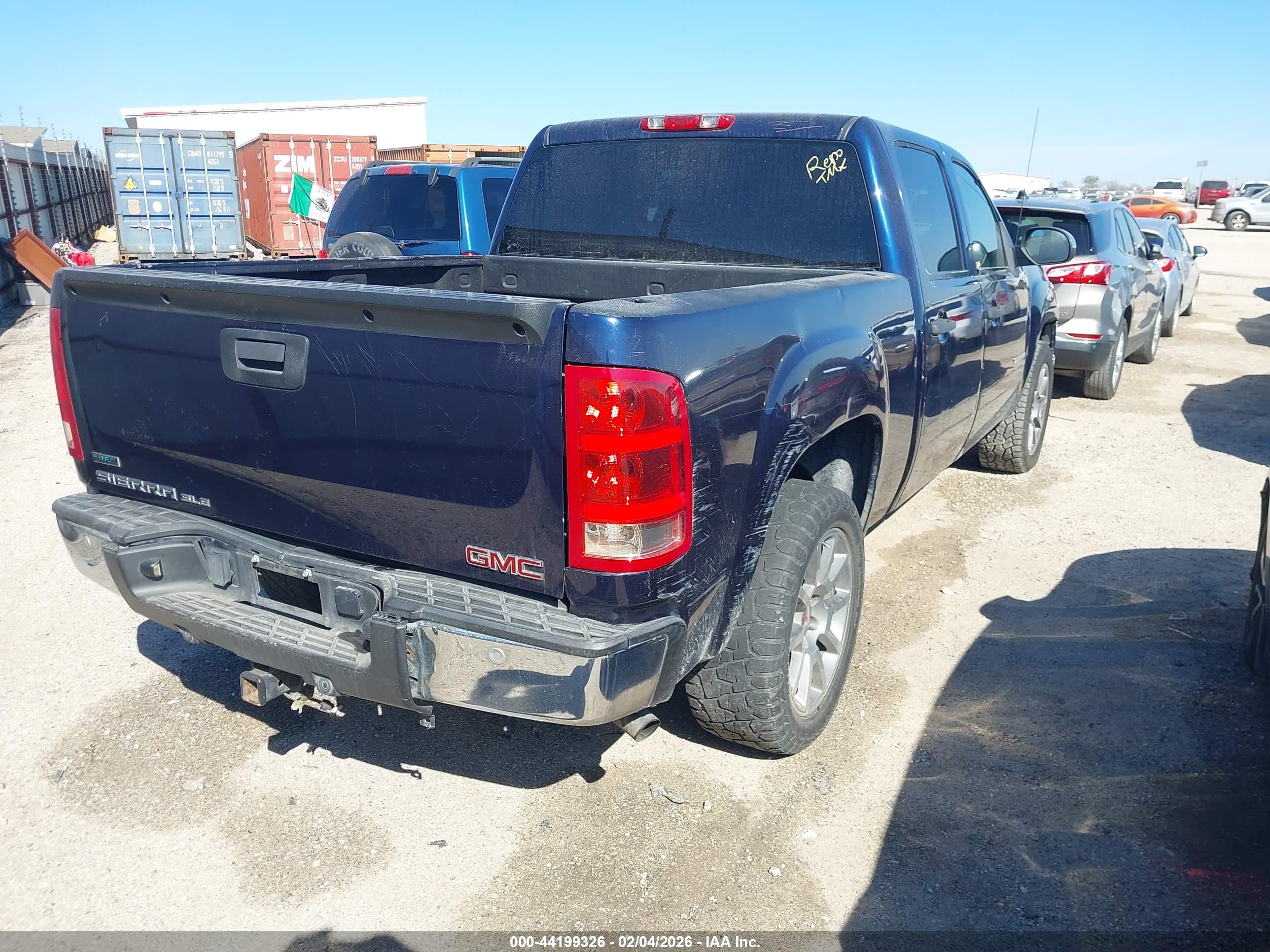 GMC SIERRA image 4