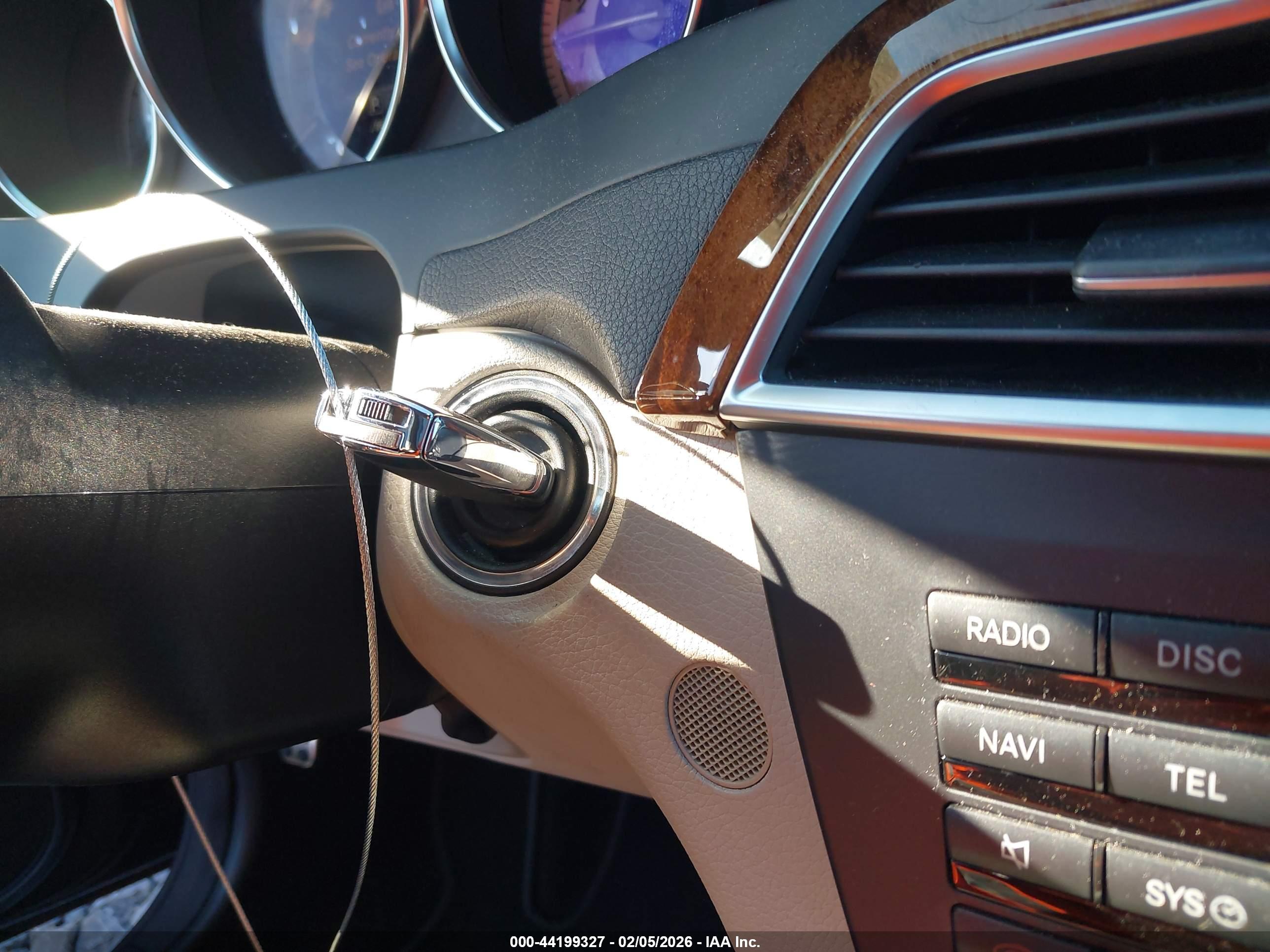 MERCEDES-BENZ C image 11