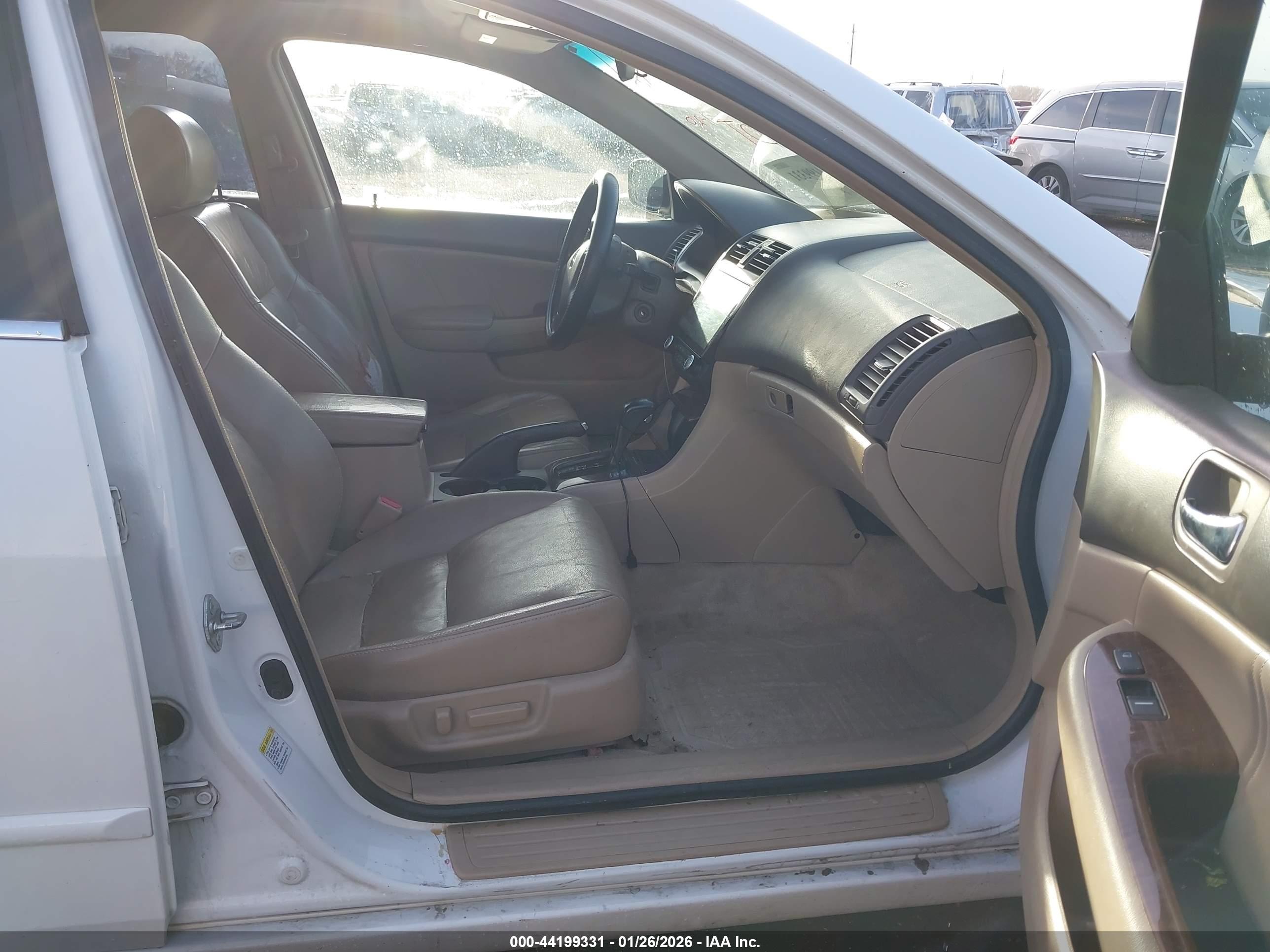 HONDA ACCORD image 5
