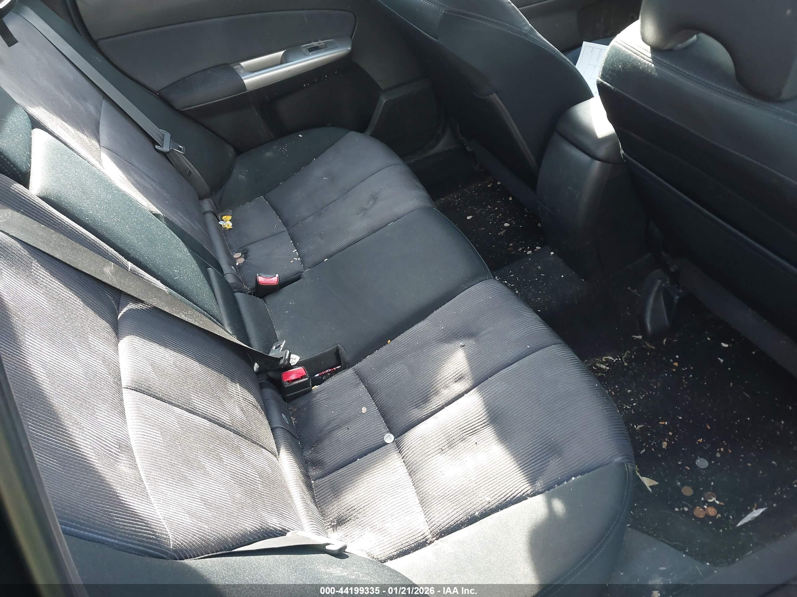 SUBARU FORESTER image 8